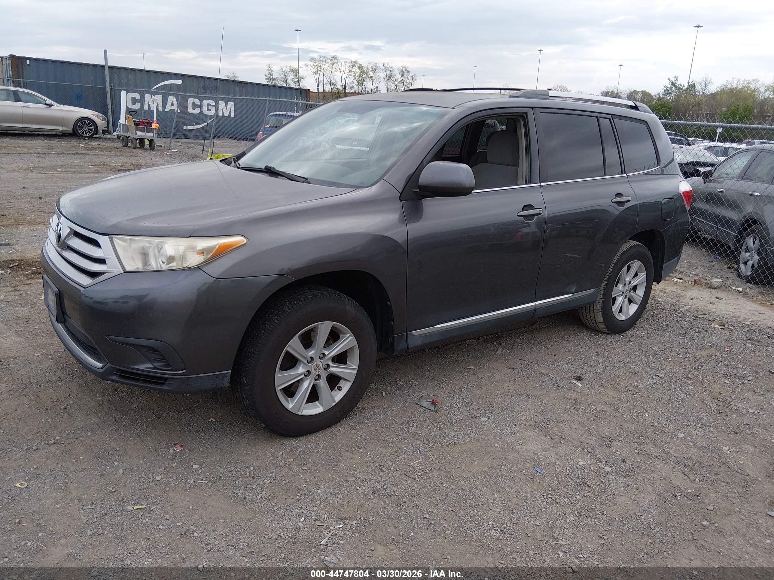 TOYOTA HIGHLANDER image 2