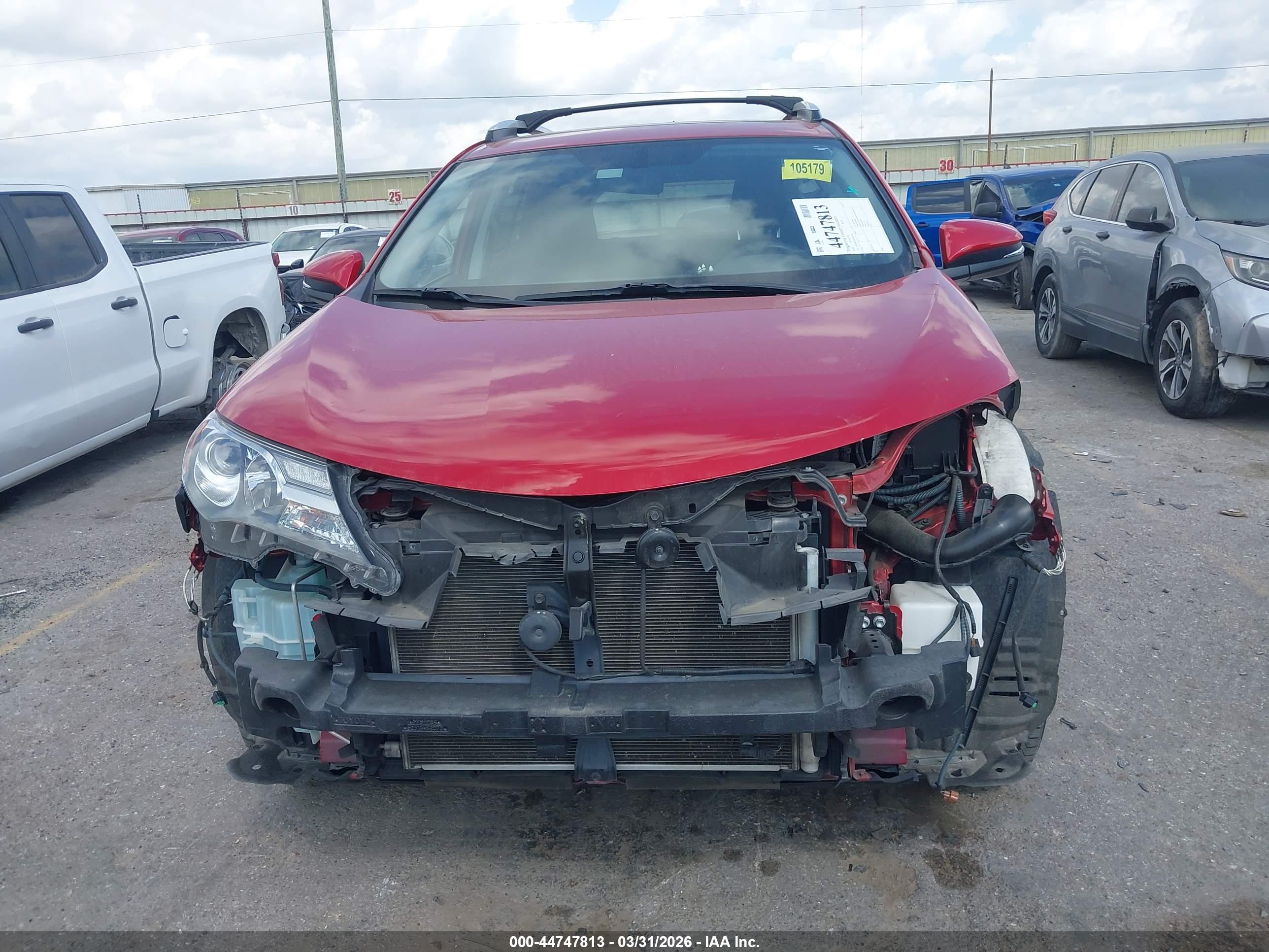 TOYOTA RAV4 image 6