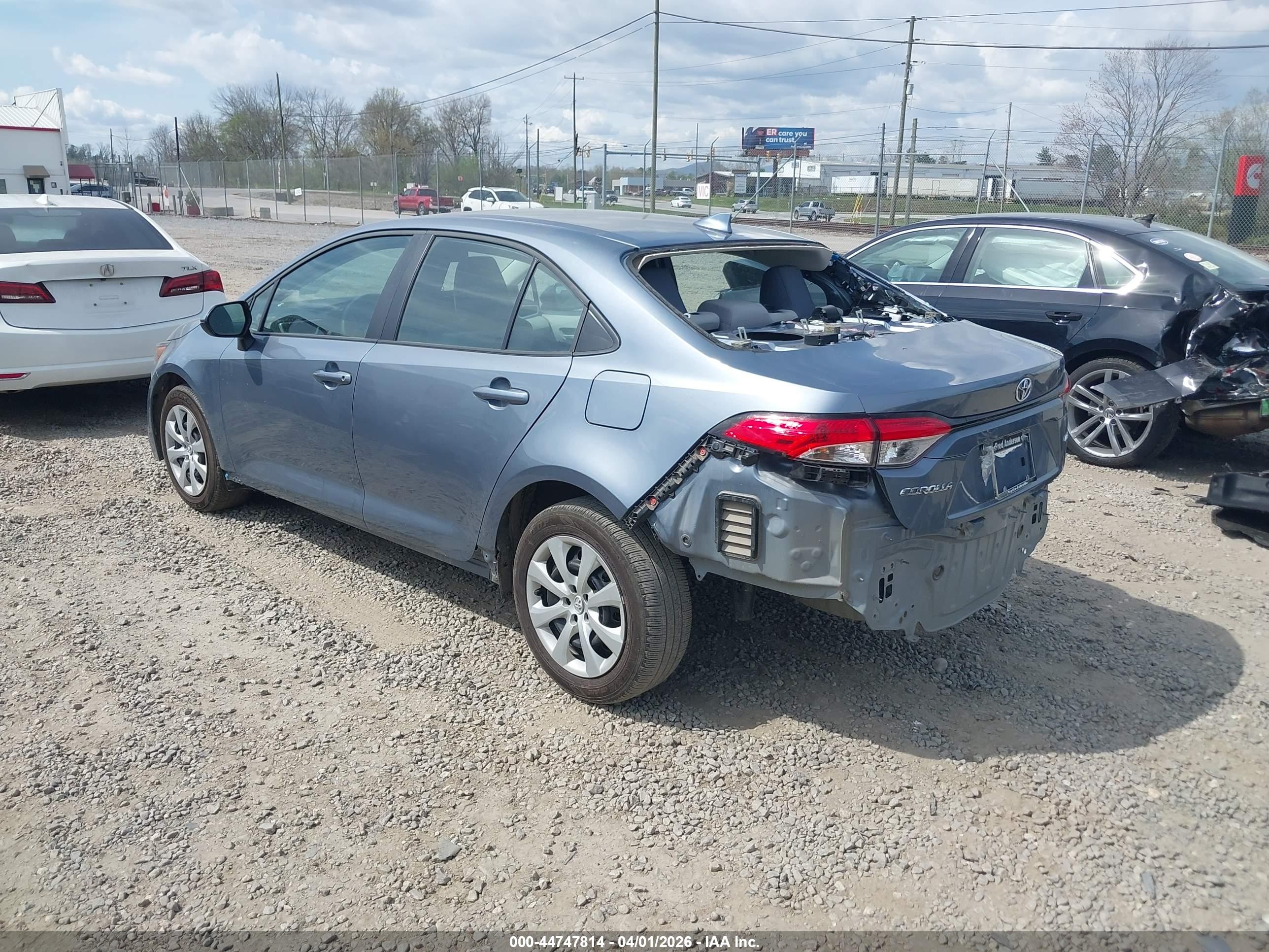 TOYOTA COROLLA image 3