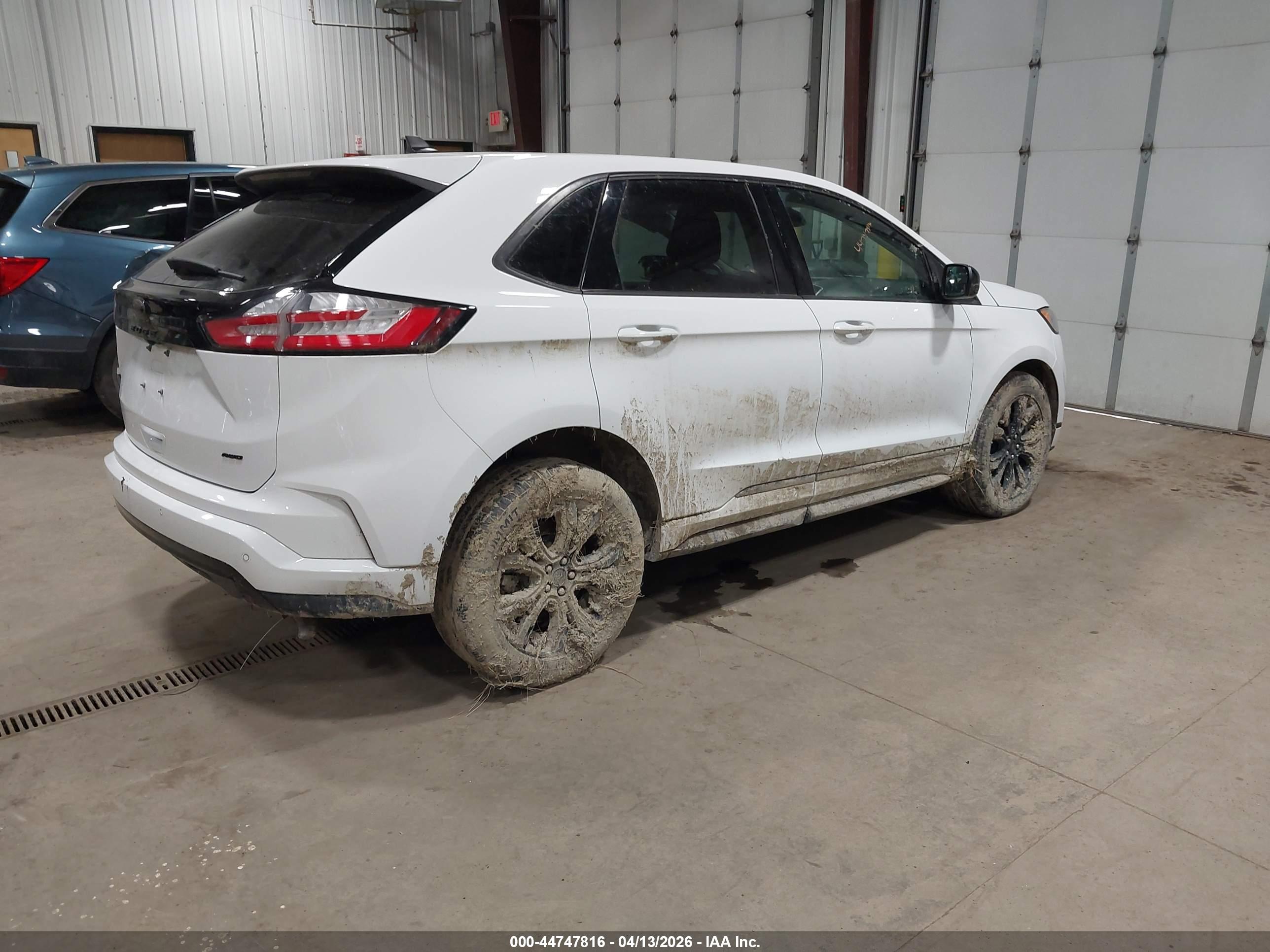 FORD EDGE image 4
