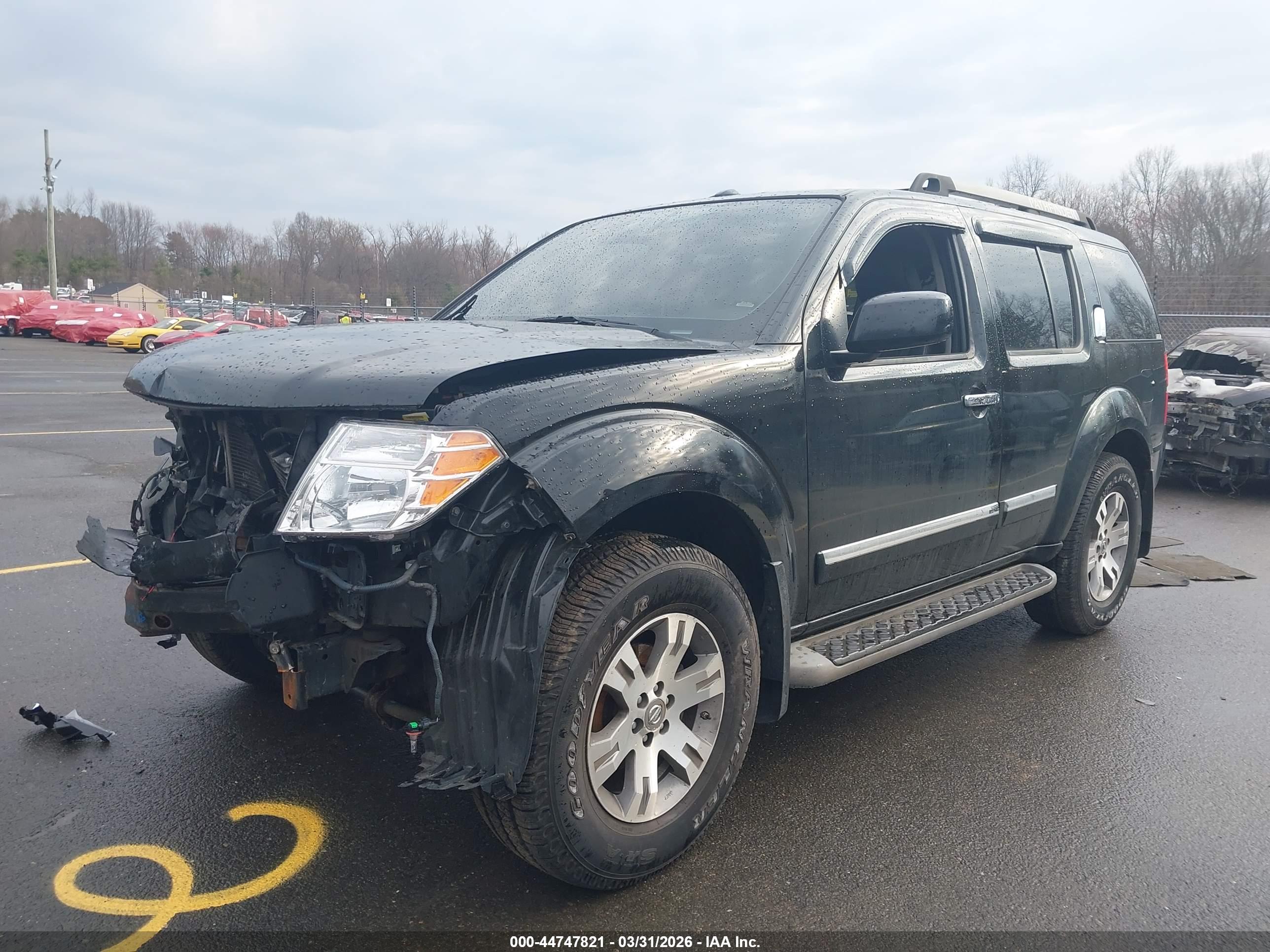 NISSAN PATHFINDER image 2
