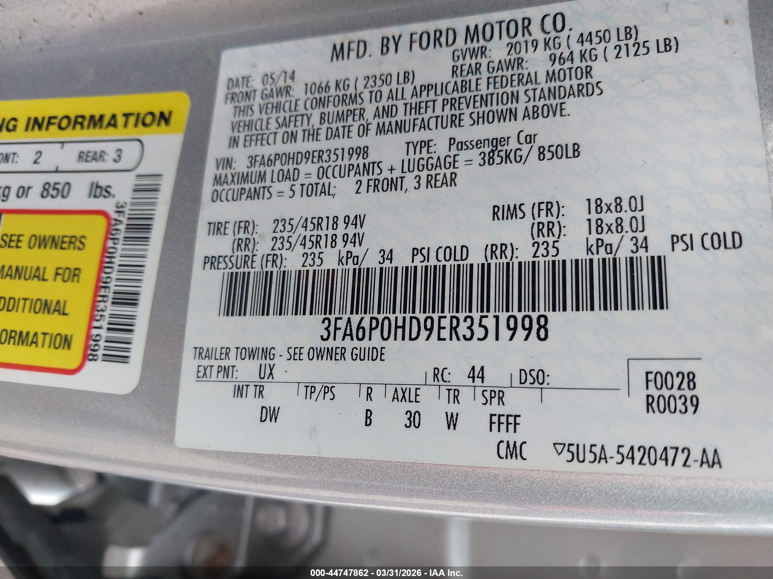 FORD FUSION image 9