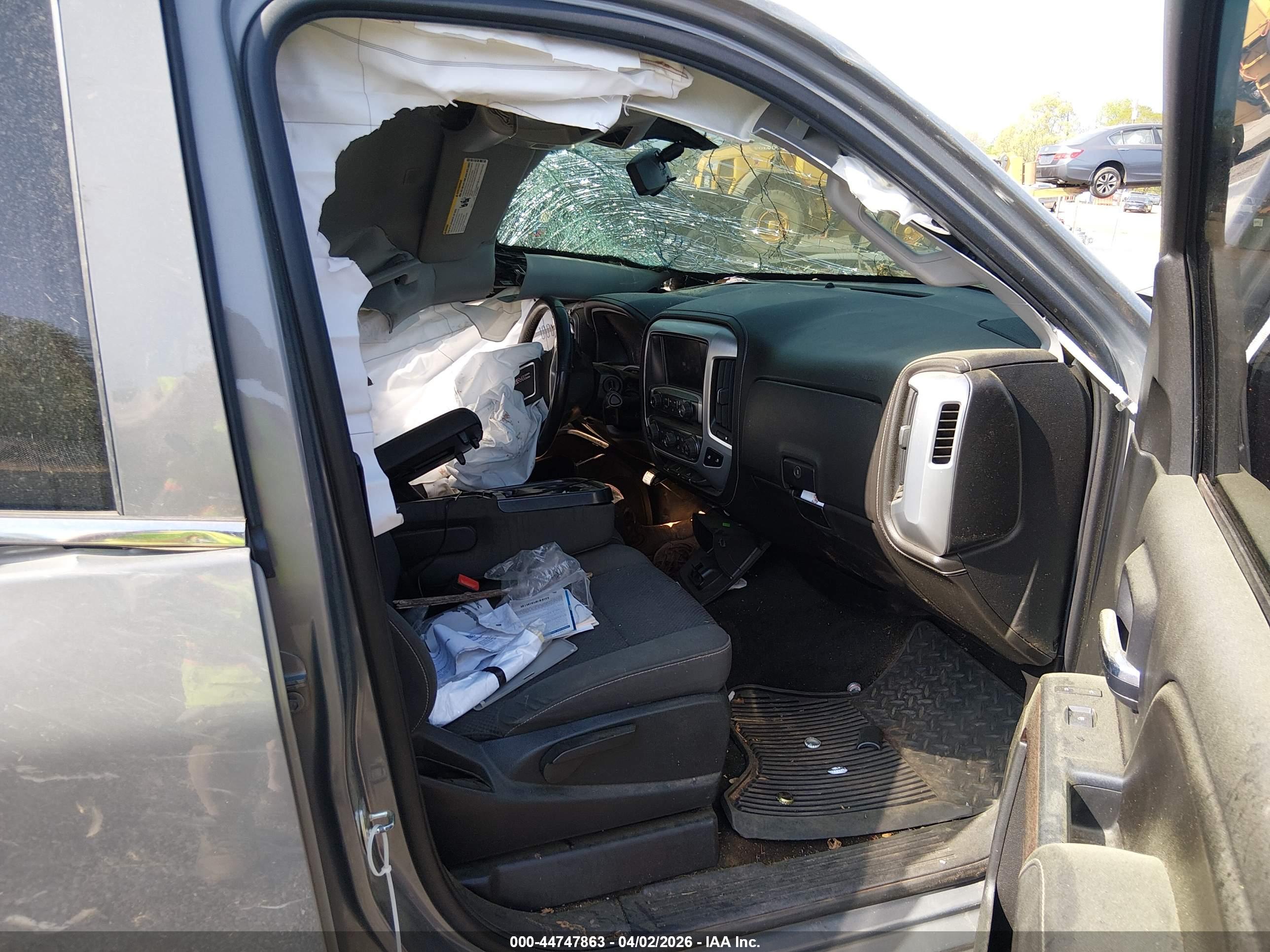 GMC SIERRA image 5