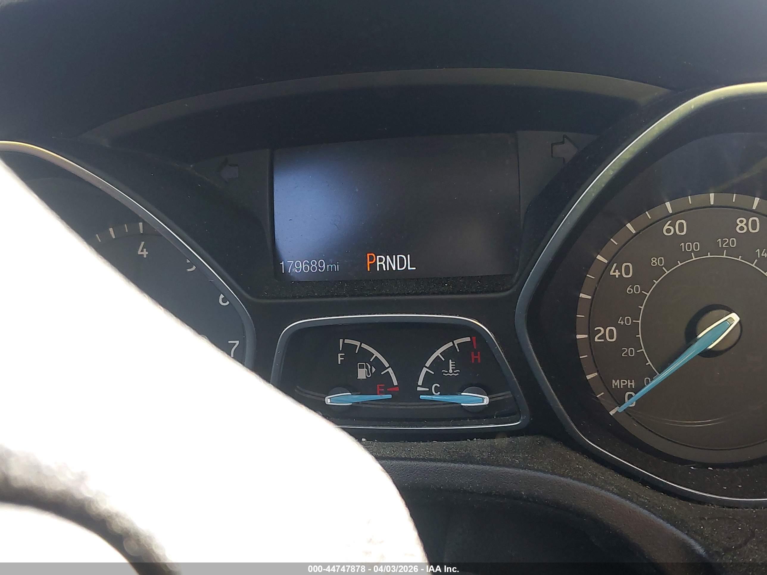 FORD FOCUS image 7