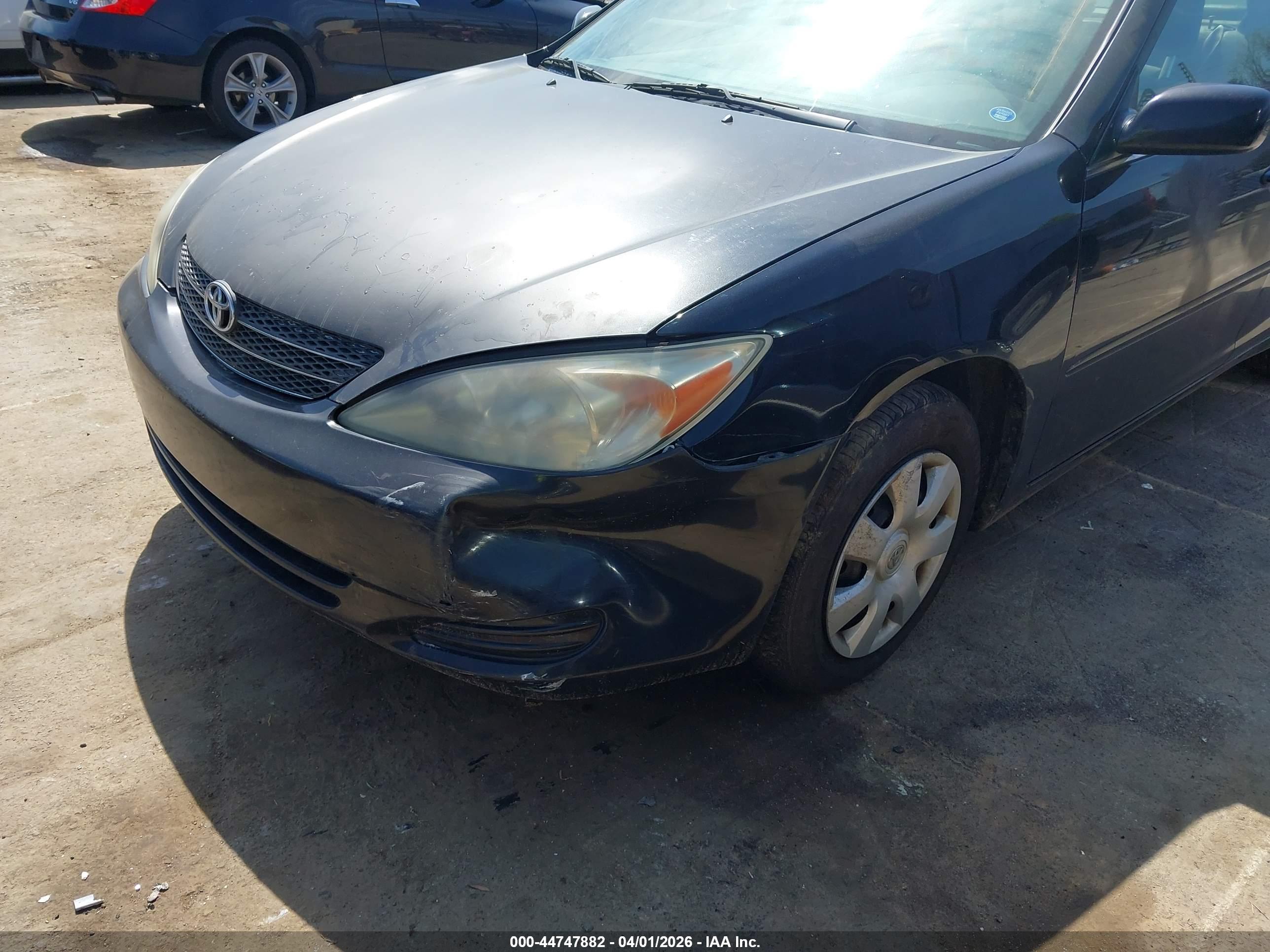 TOYOTA CAMRY image 6
