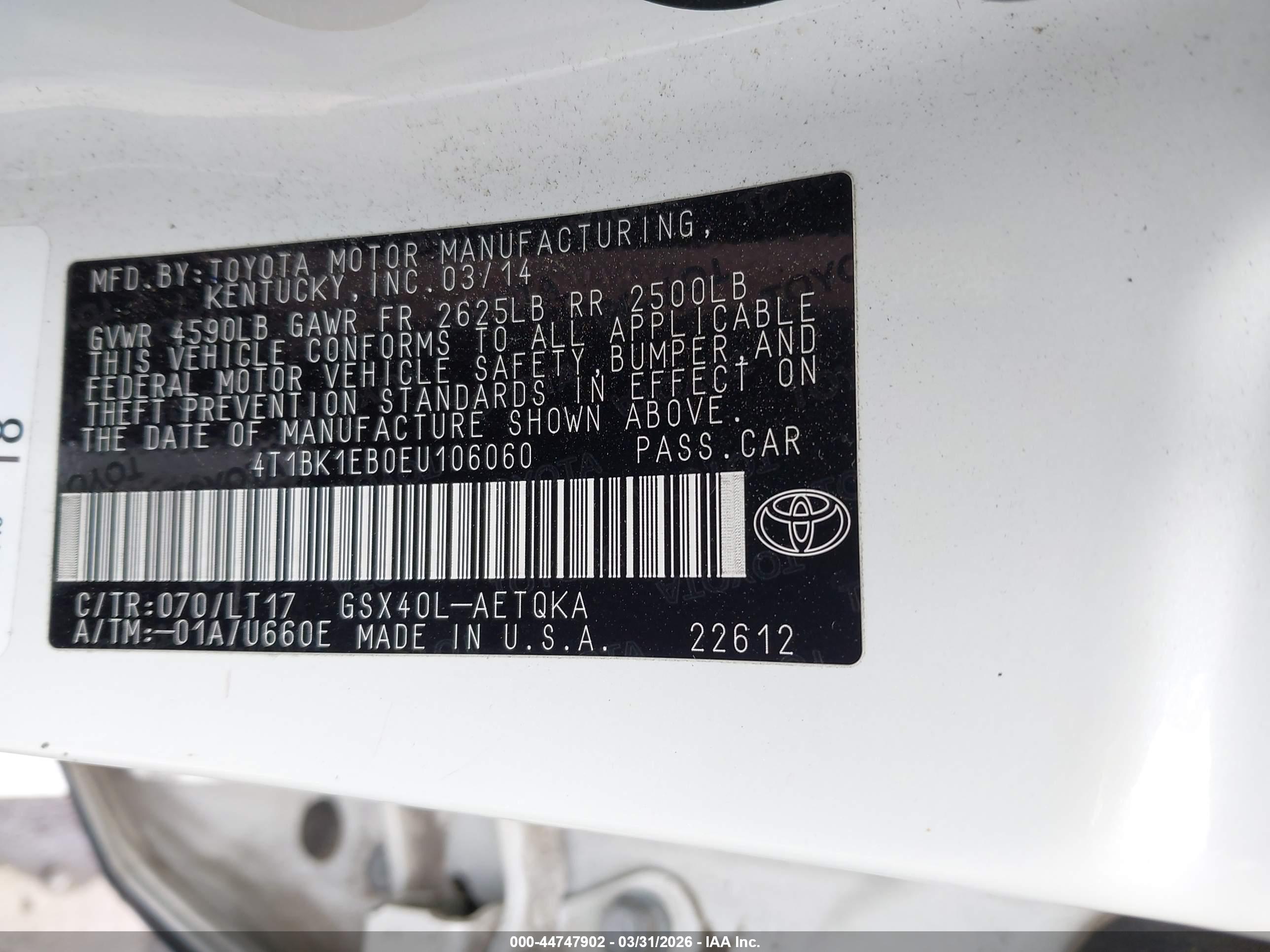 TOYOTA AVALON image 9