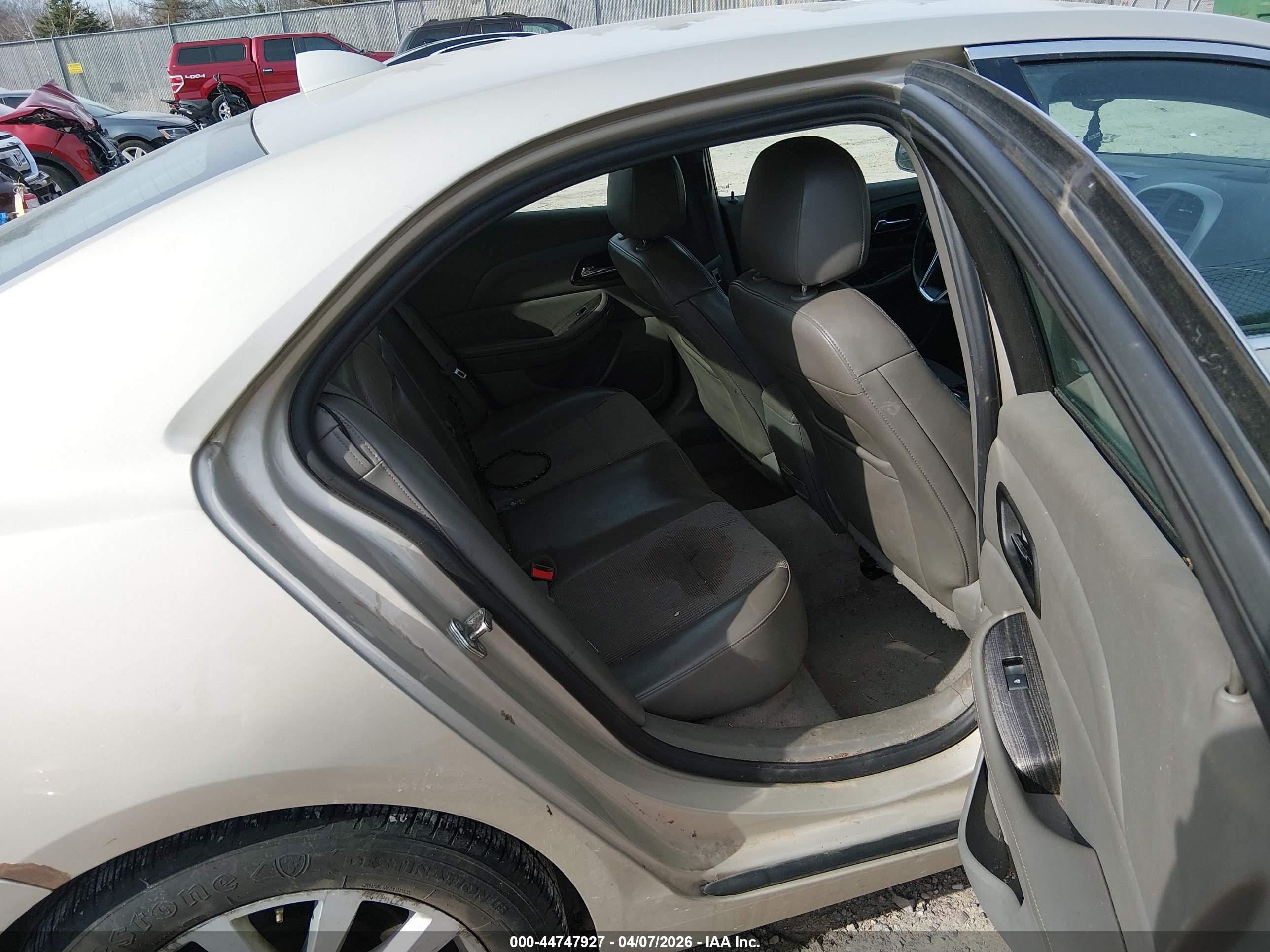 CHEVROLET MALIBU image 8