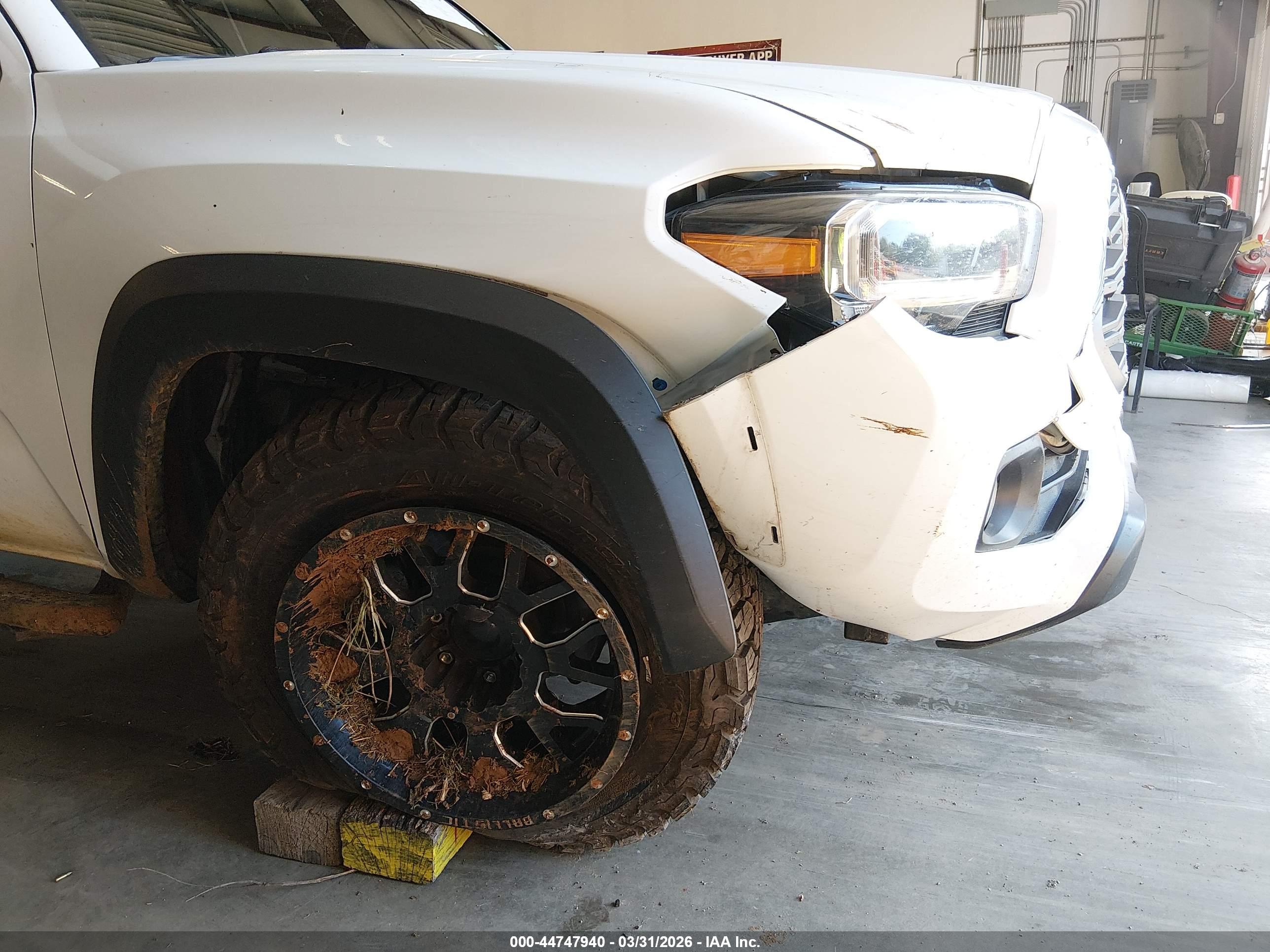 TOYOTA TACOMA image 6