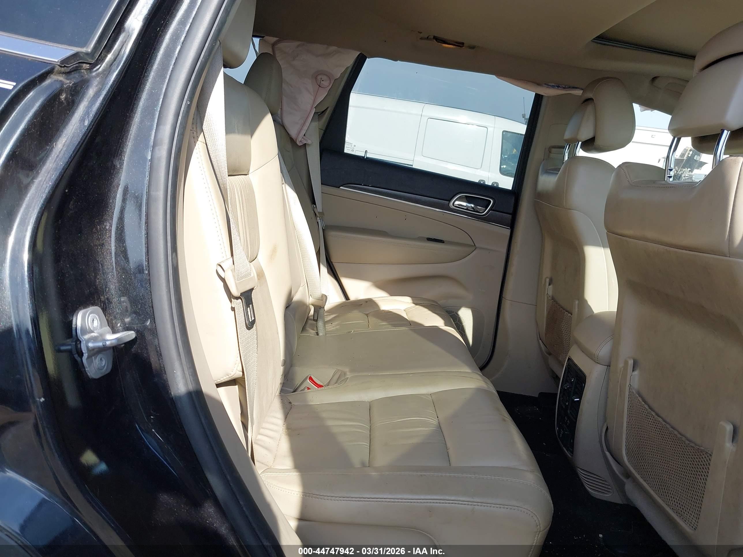 JEEP GRAND image 8