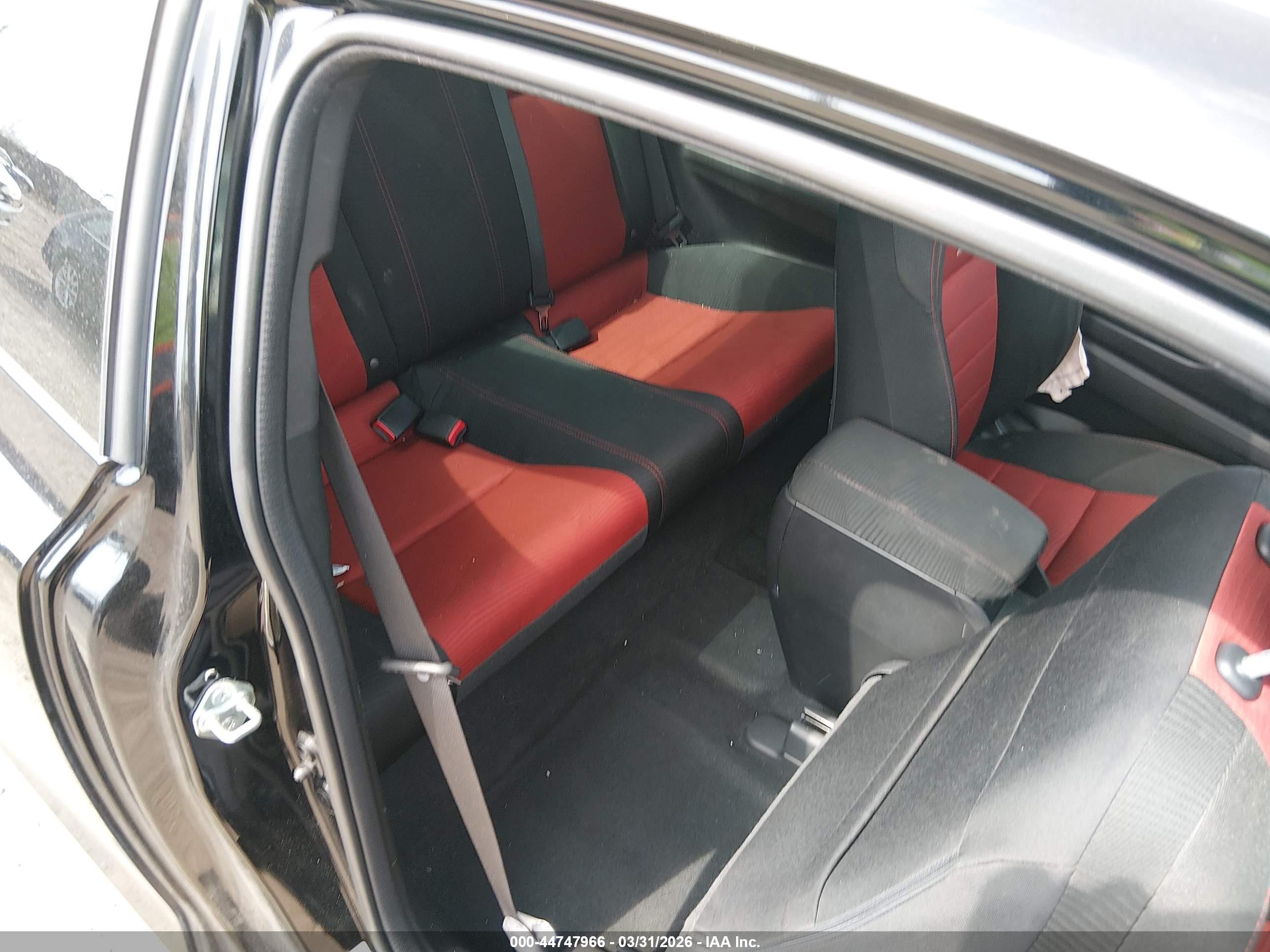 HONDA CIVIC image 8