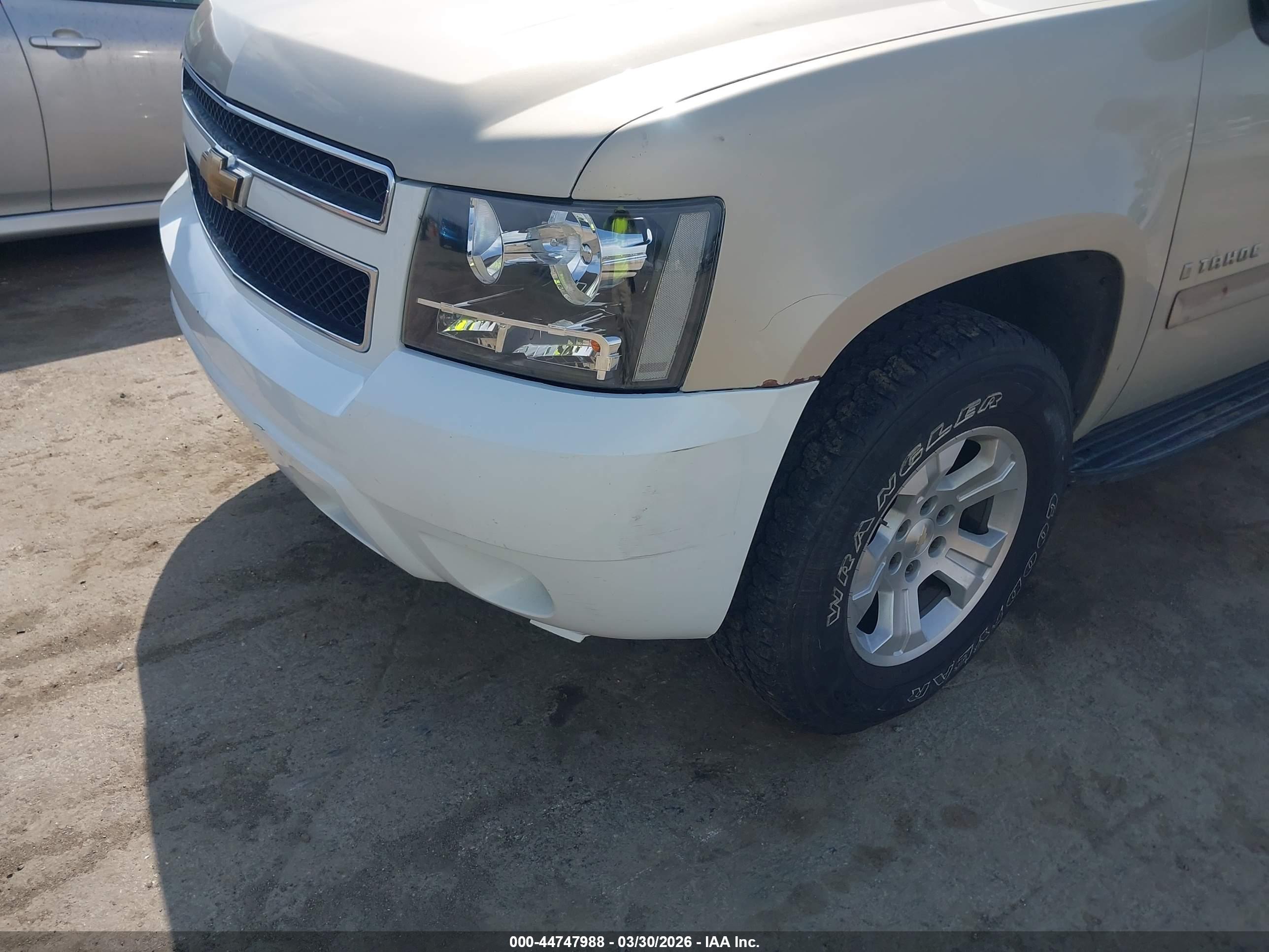 CHEVROLET TAHOE image 6