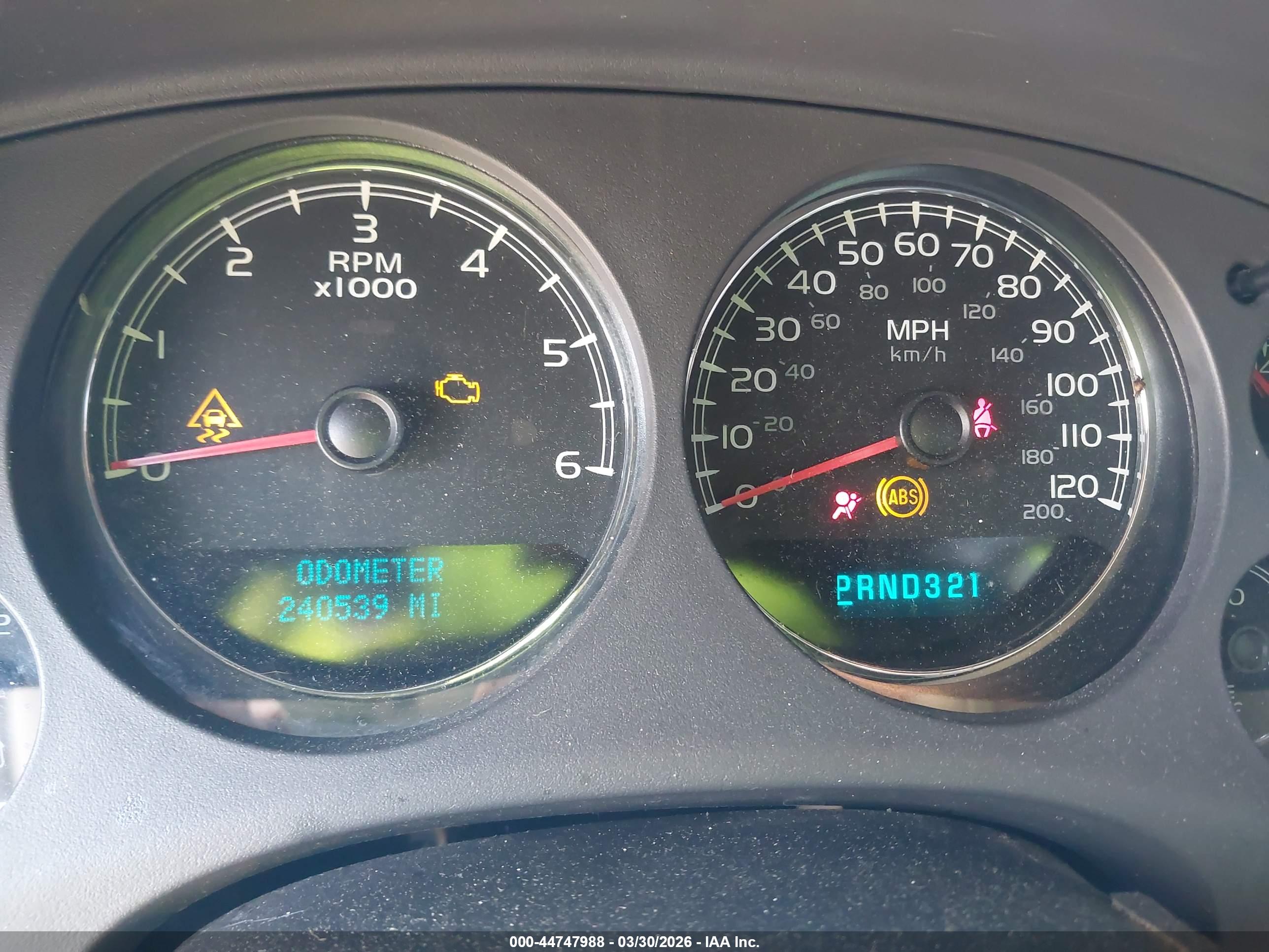 CHEVROLET TAHOE image 7