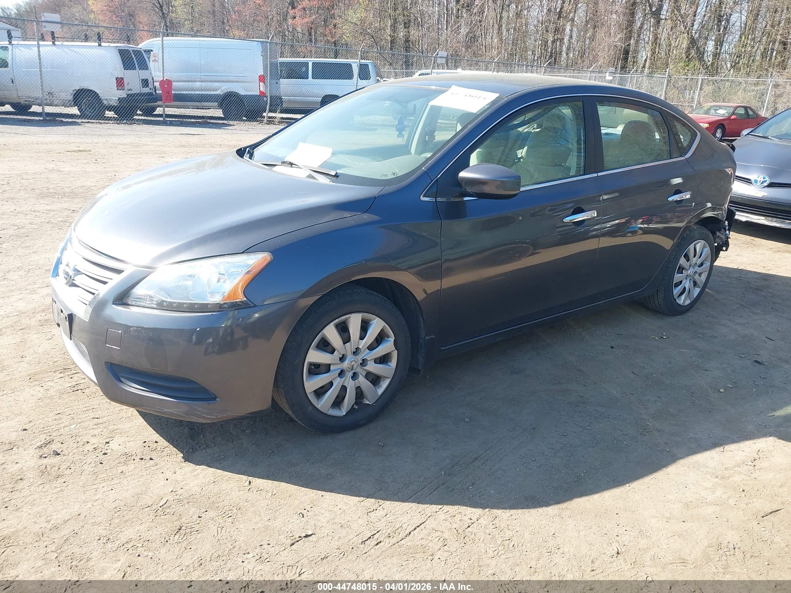 NISSAN SENTRA image 2