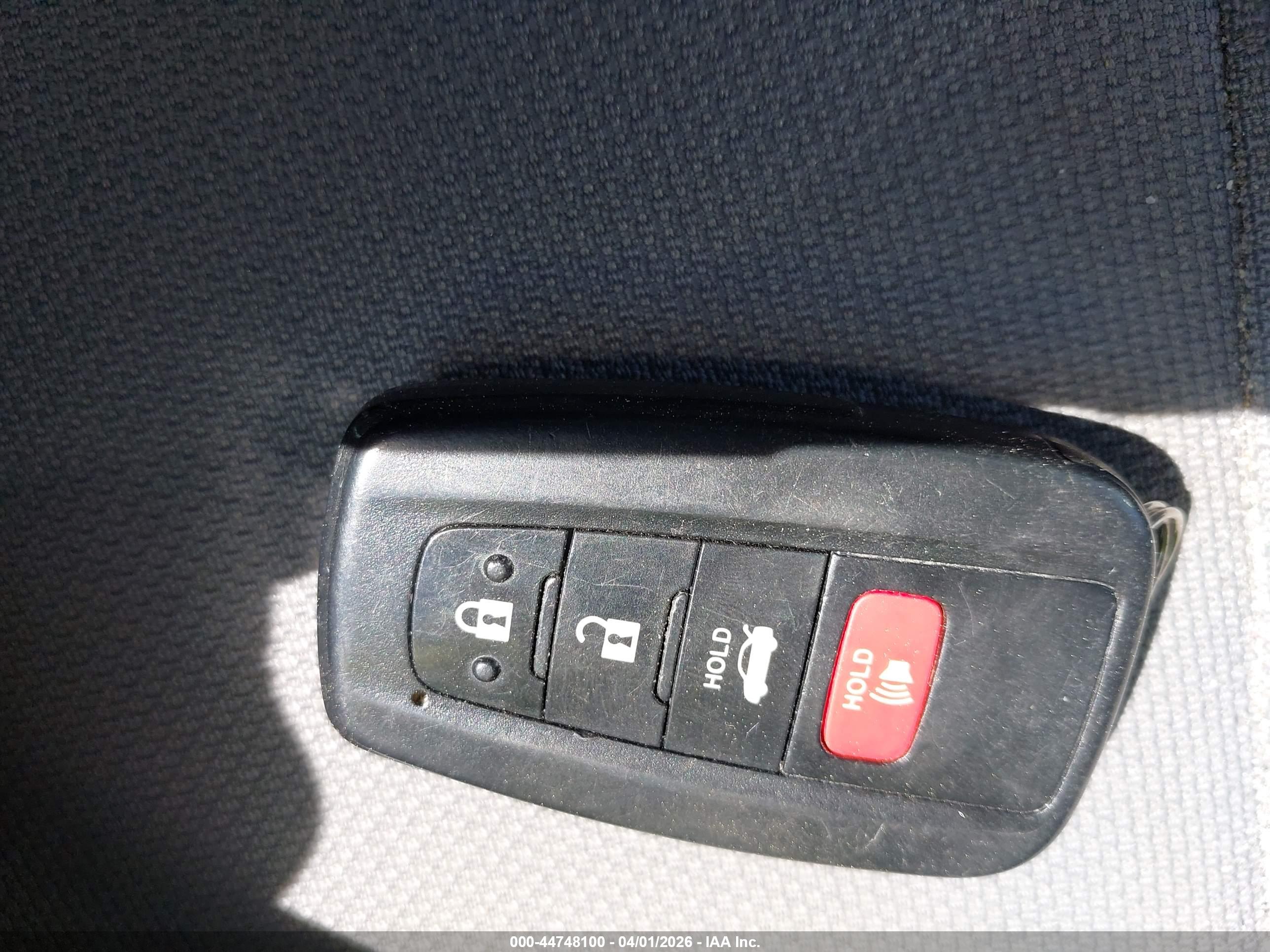 TOYOTA COROLLA image 11