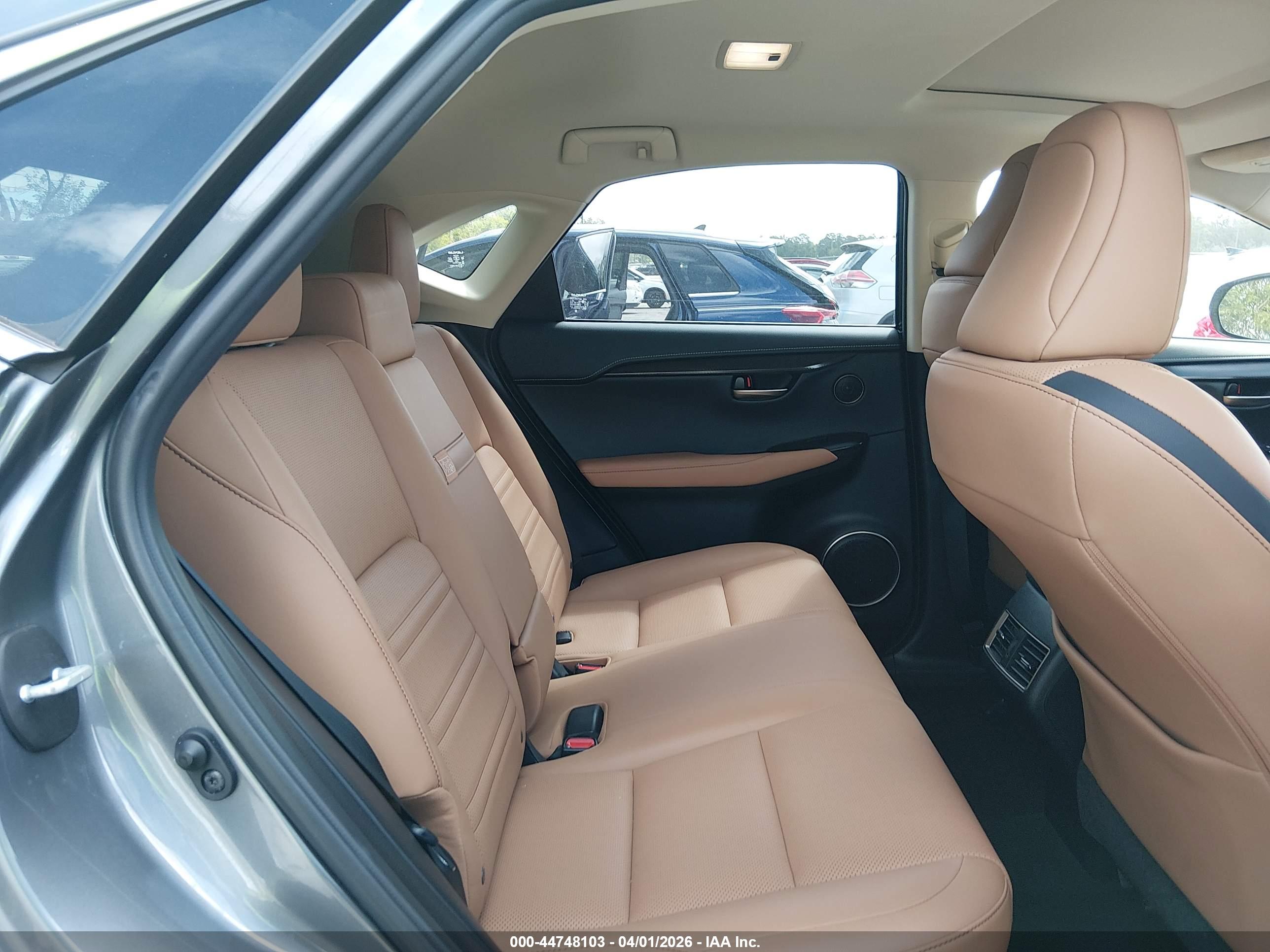 LEXUS NX image 8