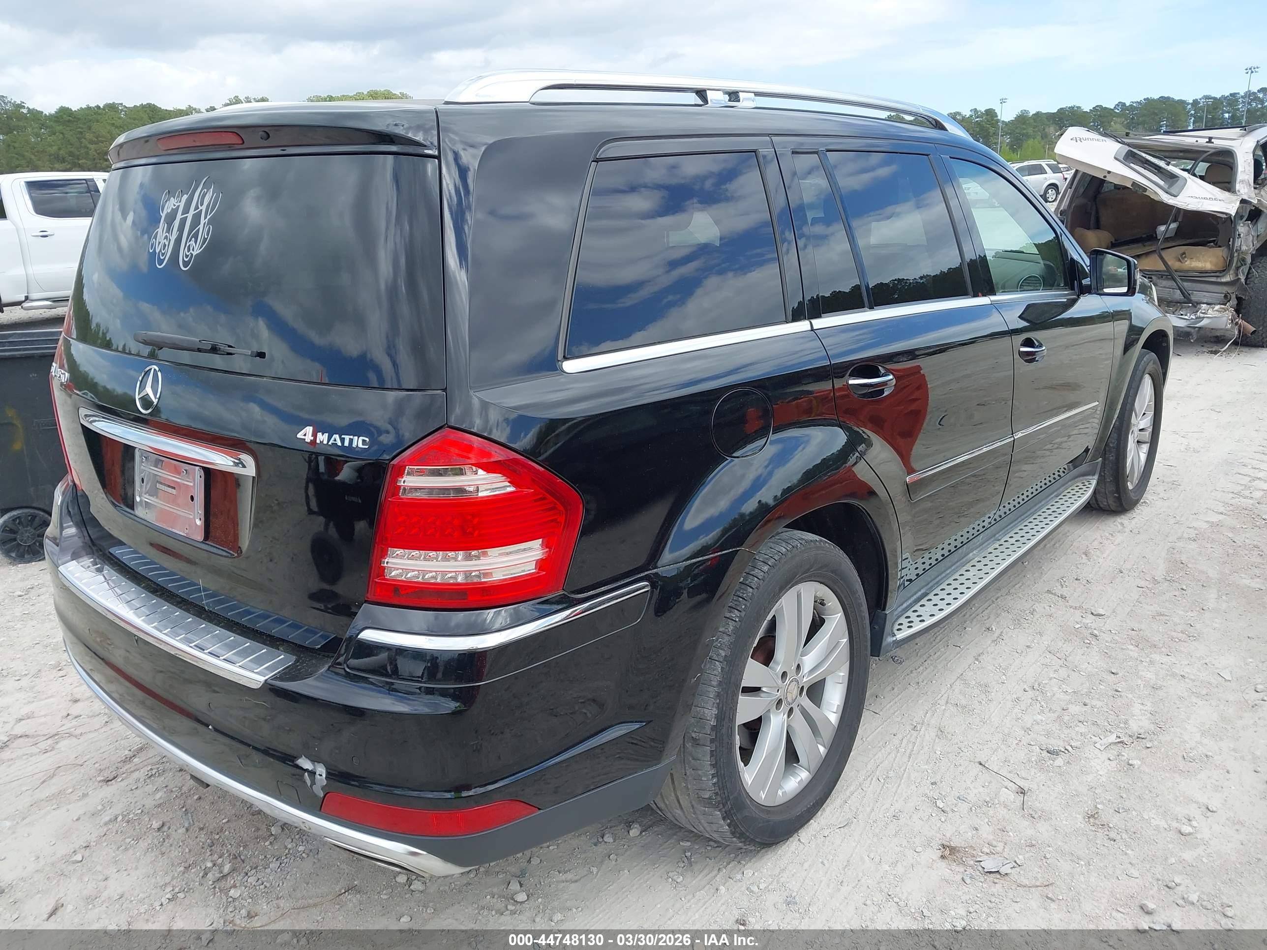 MERCEDES-BENZ GL image 4