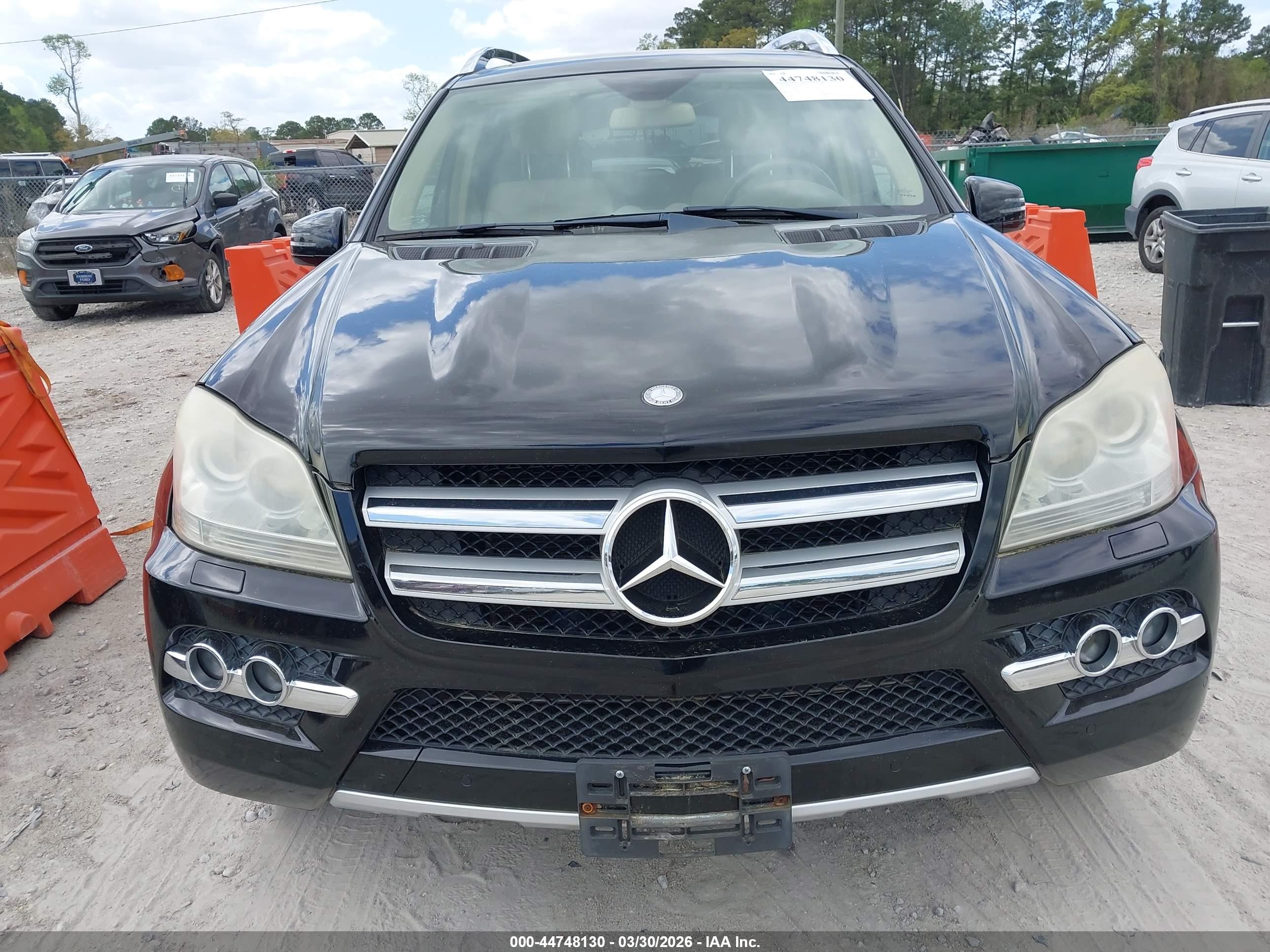 MERCEDES-BENZ GL image 6