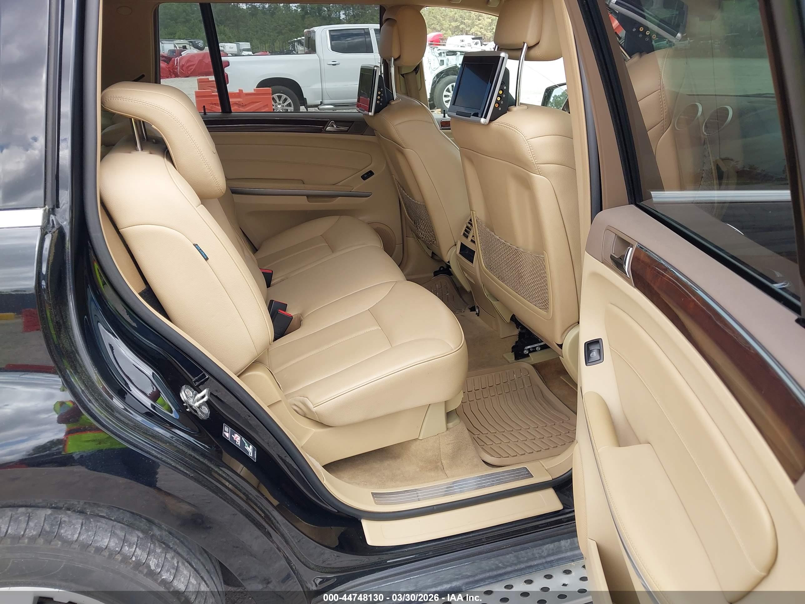 MERCEDES-BENZ GL image 8