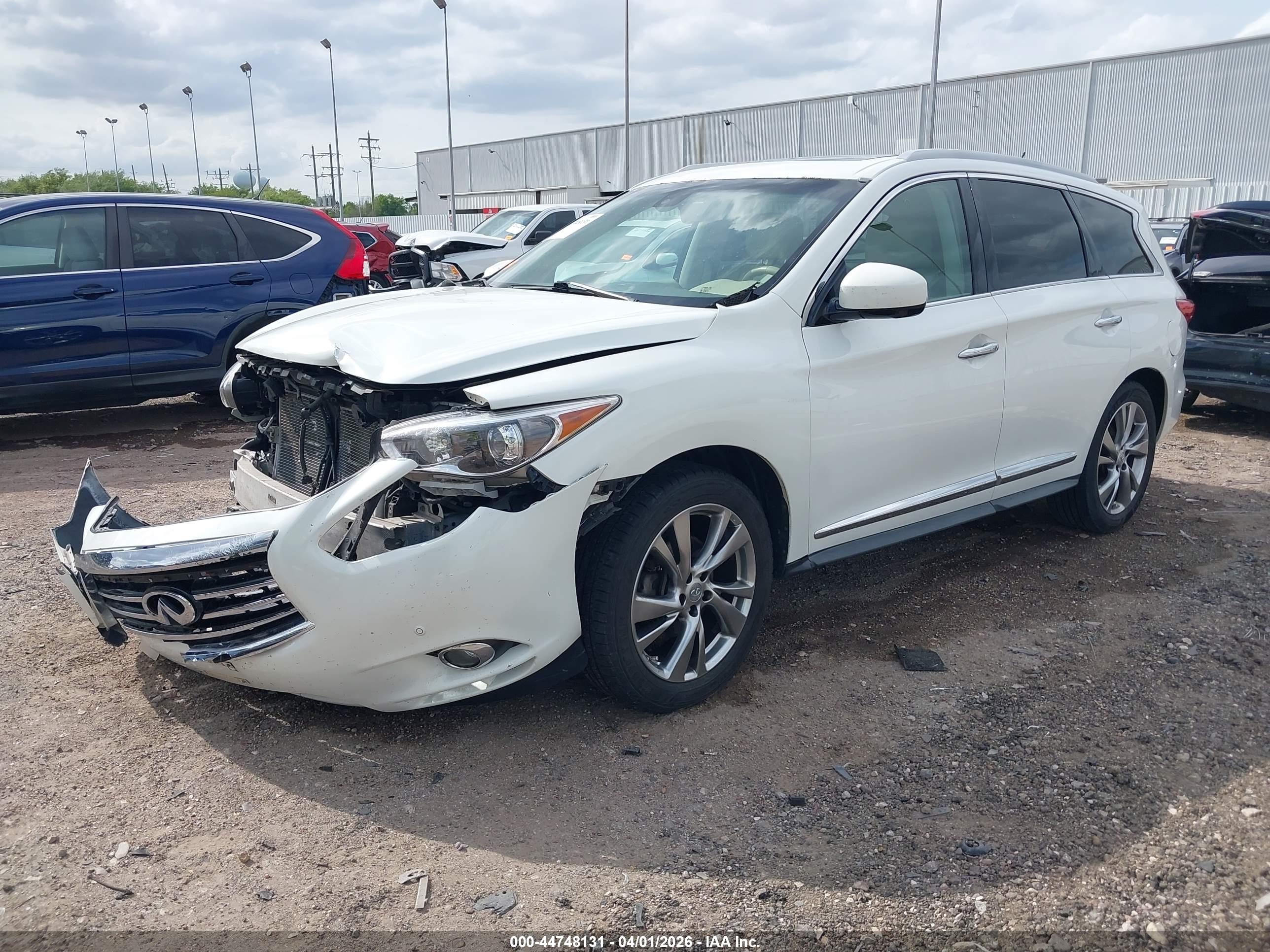 INFINITI QX60 image 2