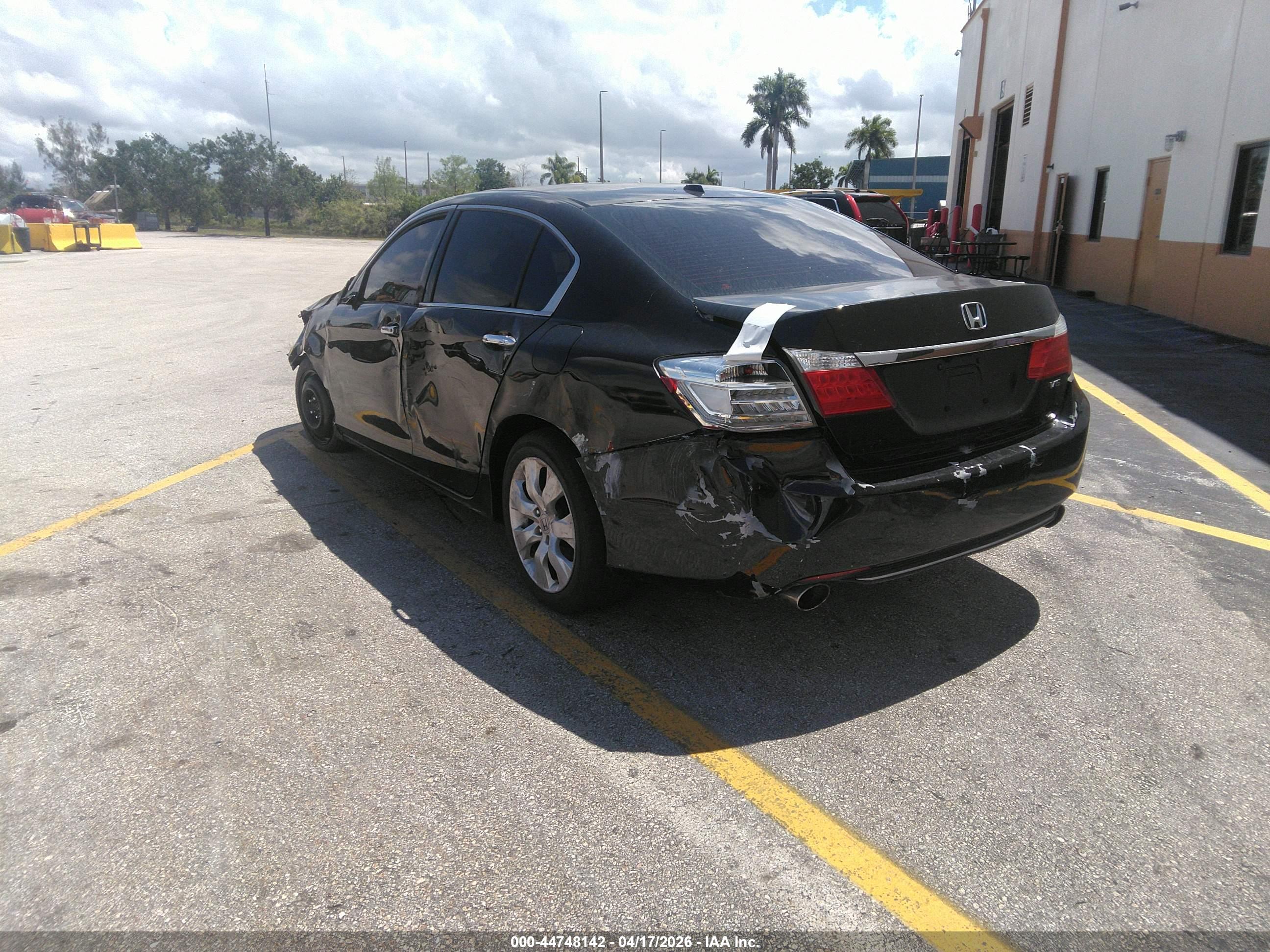 HONDA ACCORD image 3