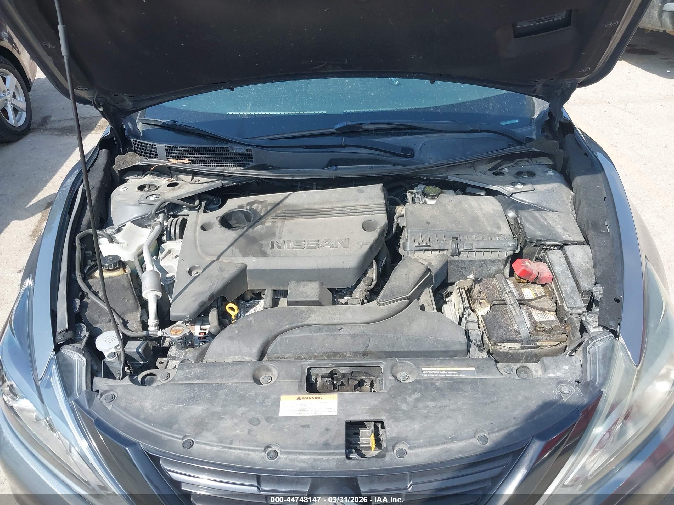 NISSAN ALTIMA image 10