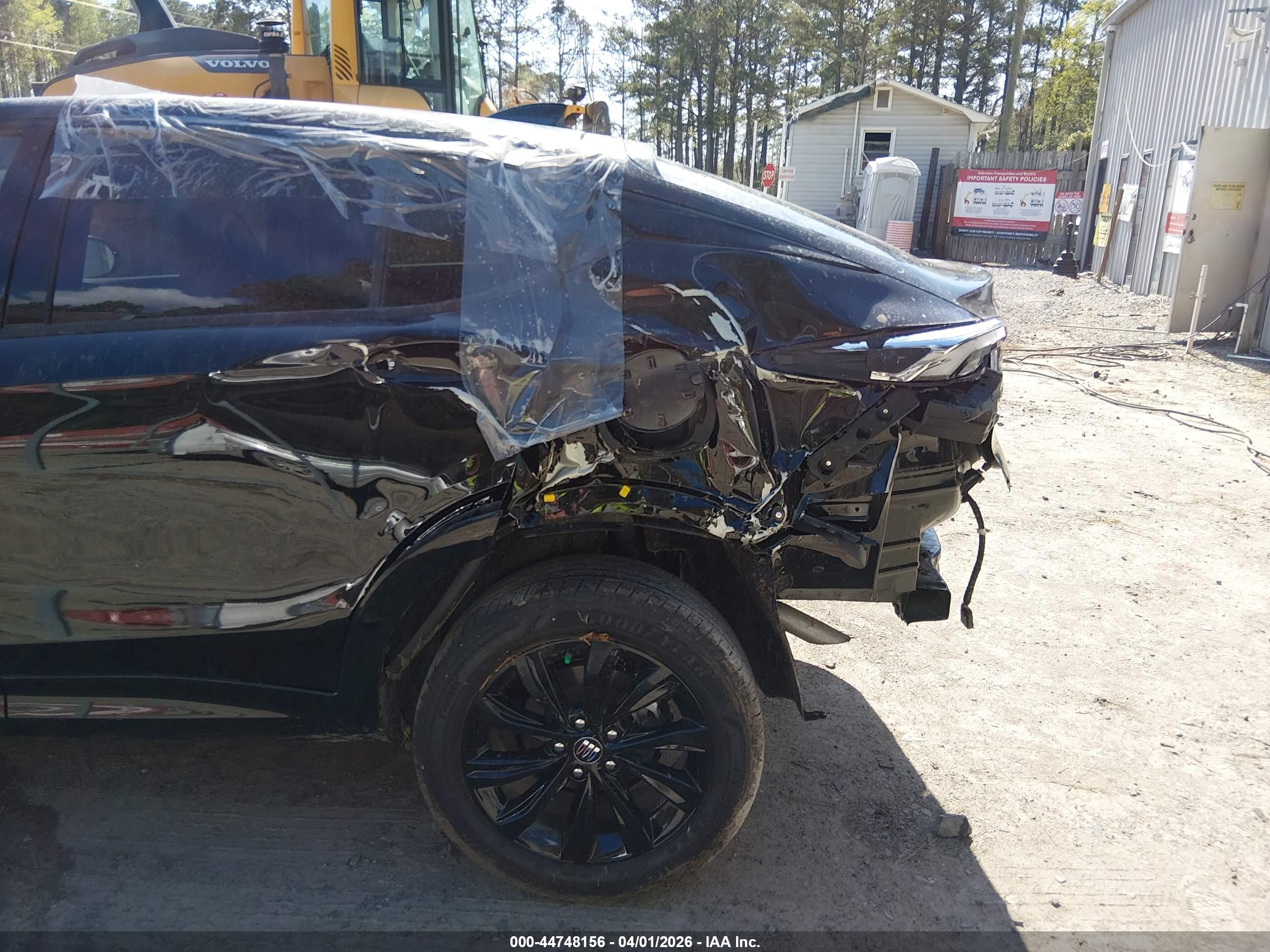 BUICK ENVISTA image 6