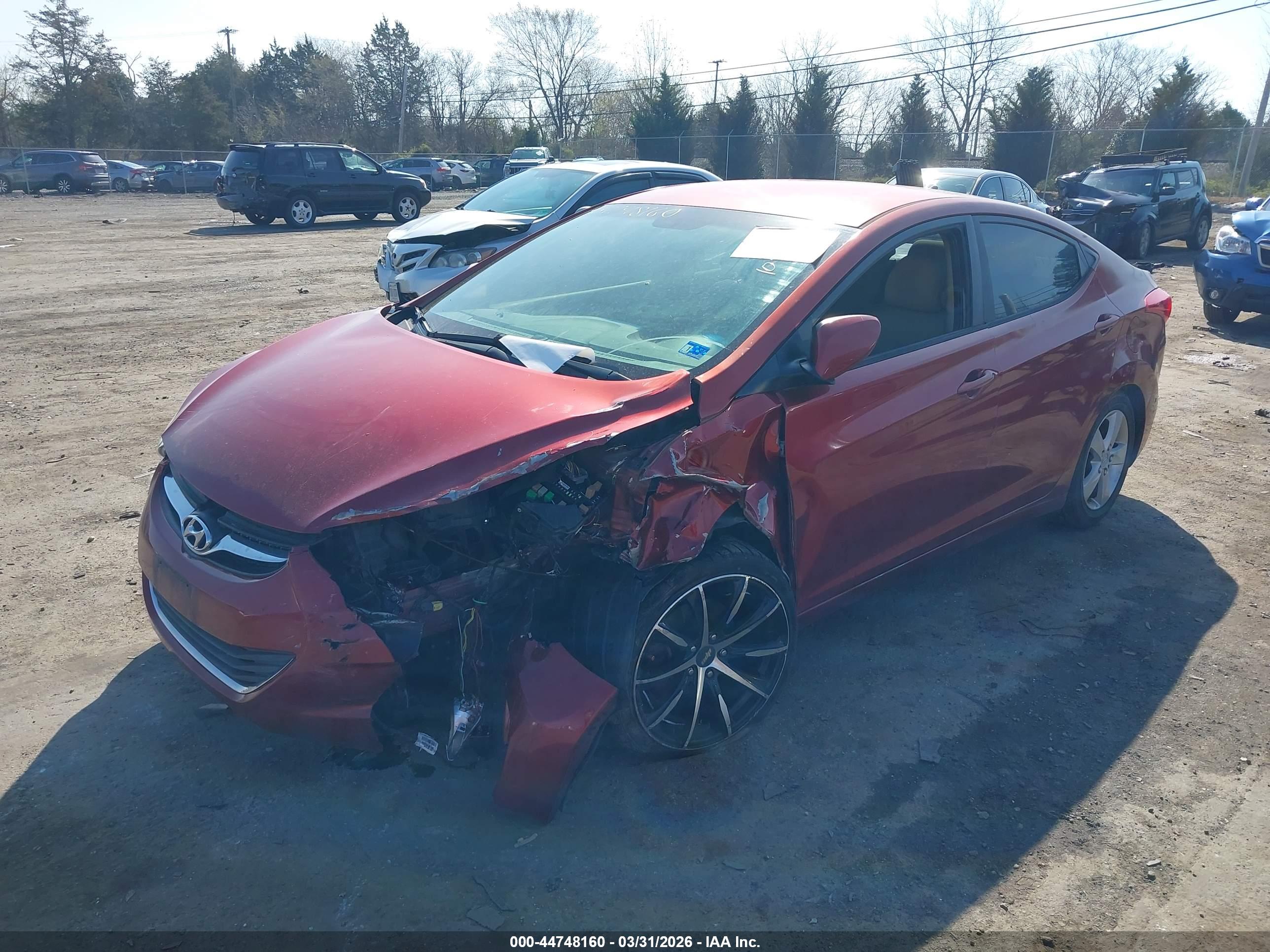HYUNDAI ELANTRA image 2