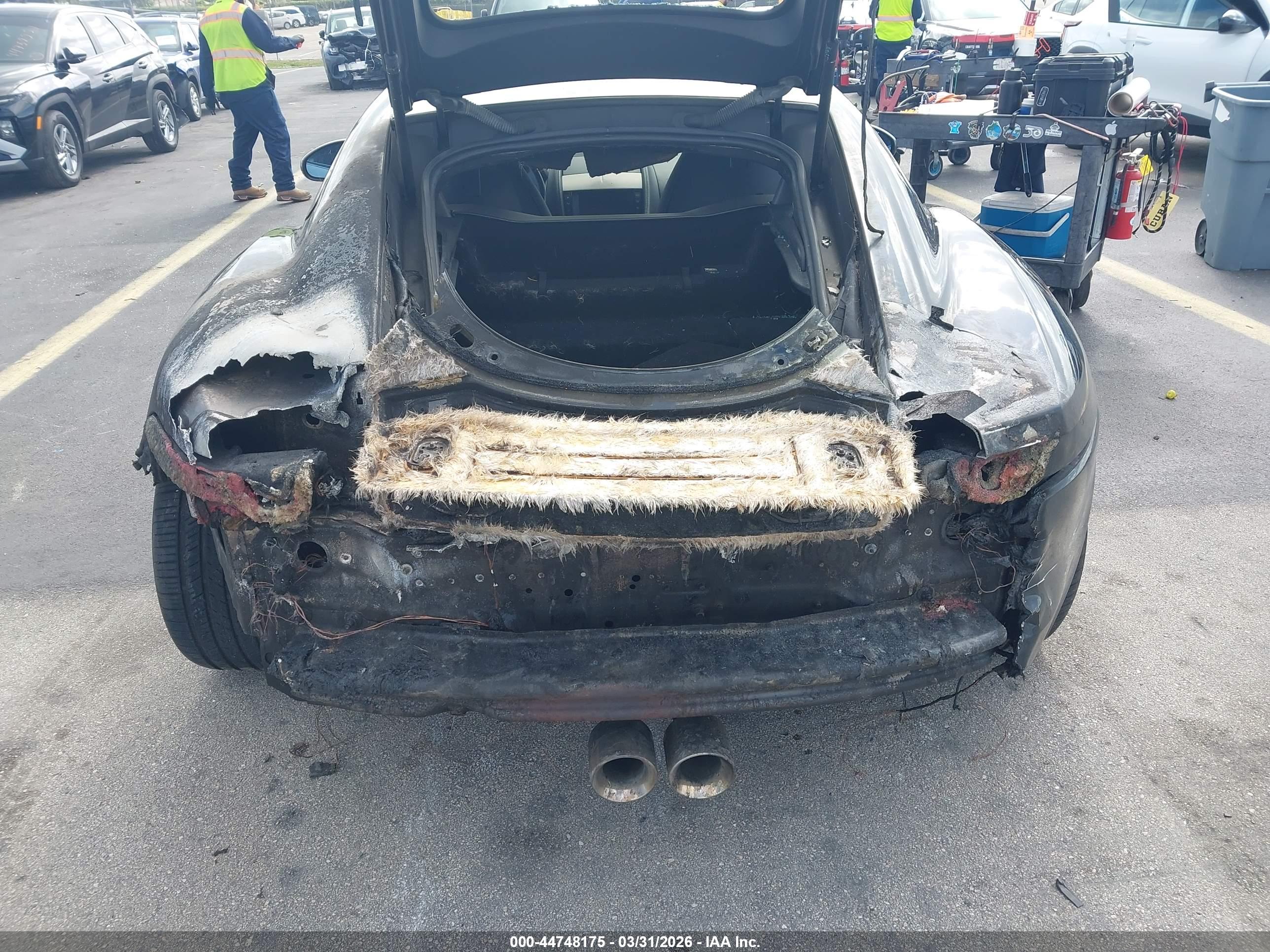JAGUAR F-TYPE image 6