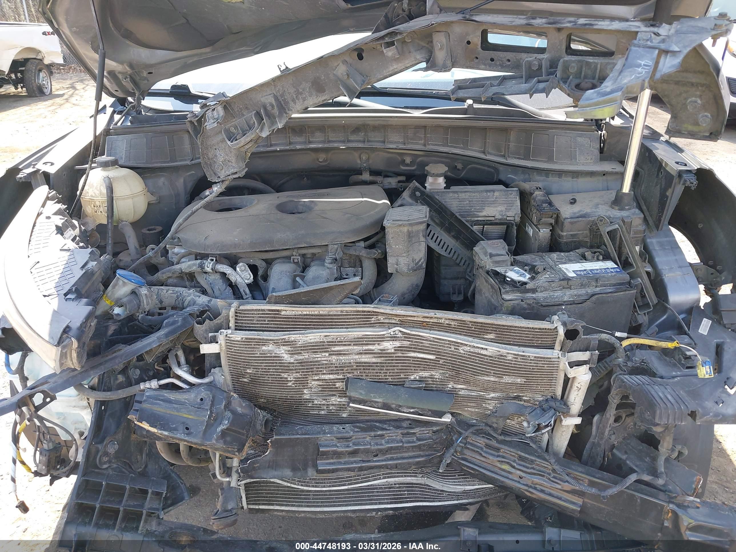 HYUNDAI TUCSON image 10