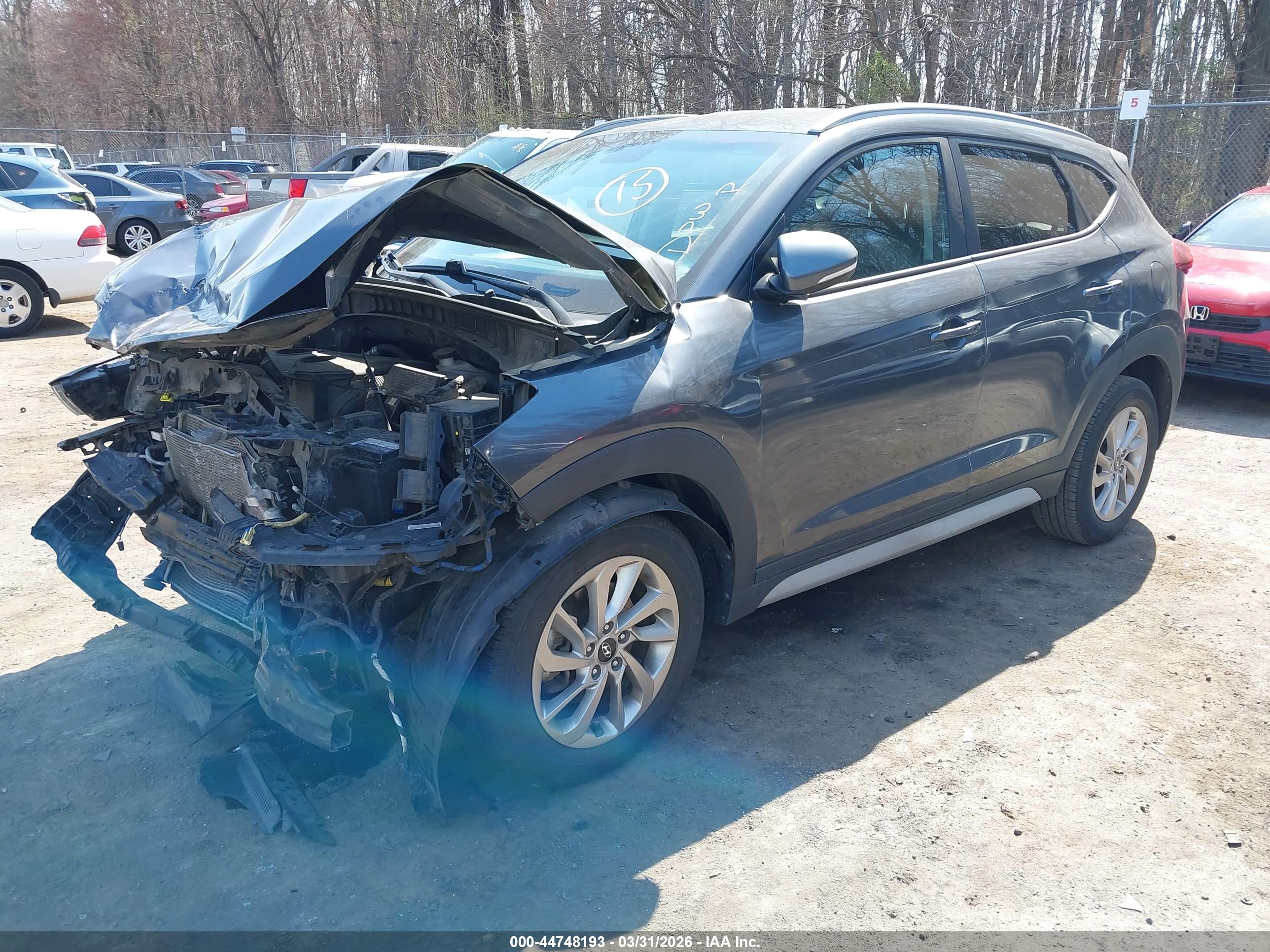 HYUNDAI TUCSON image 2