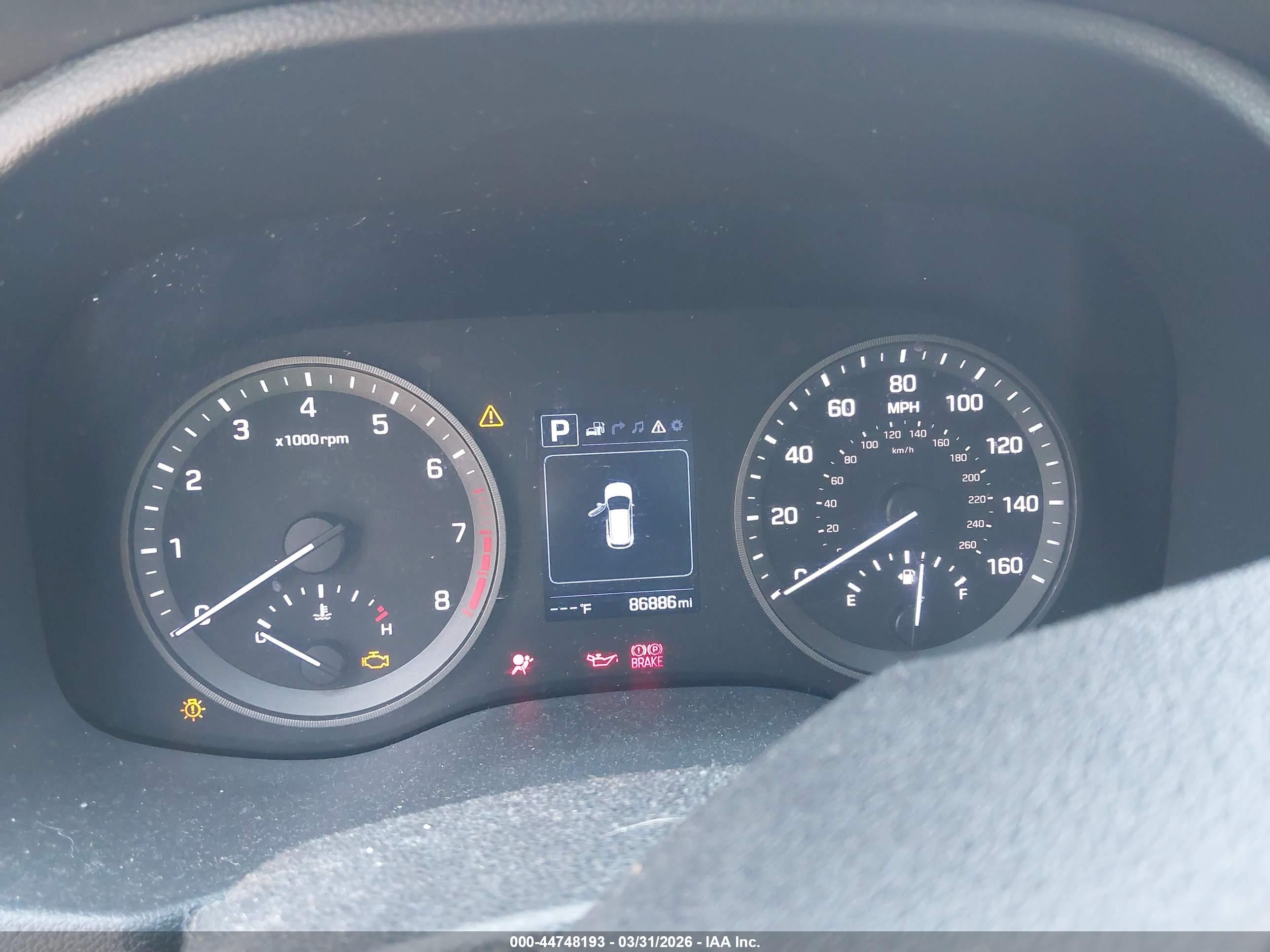 HYUNDAI TUCSON image 7