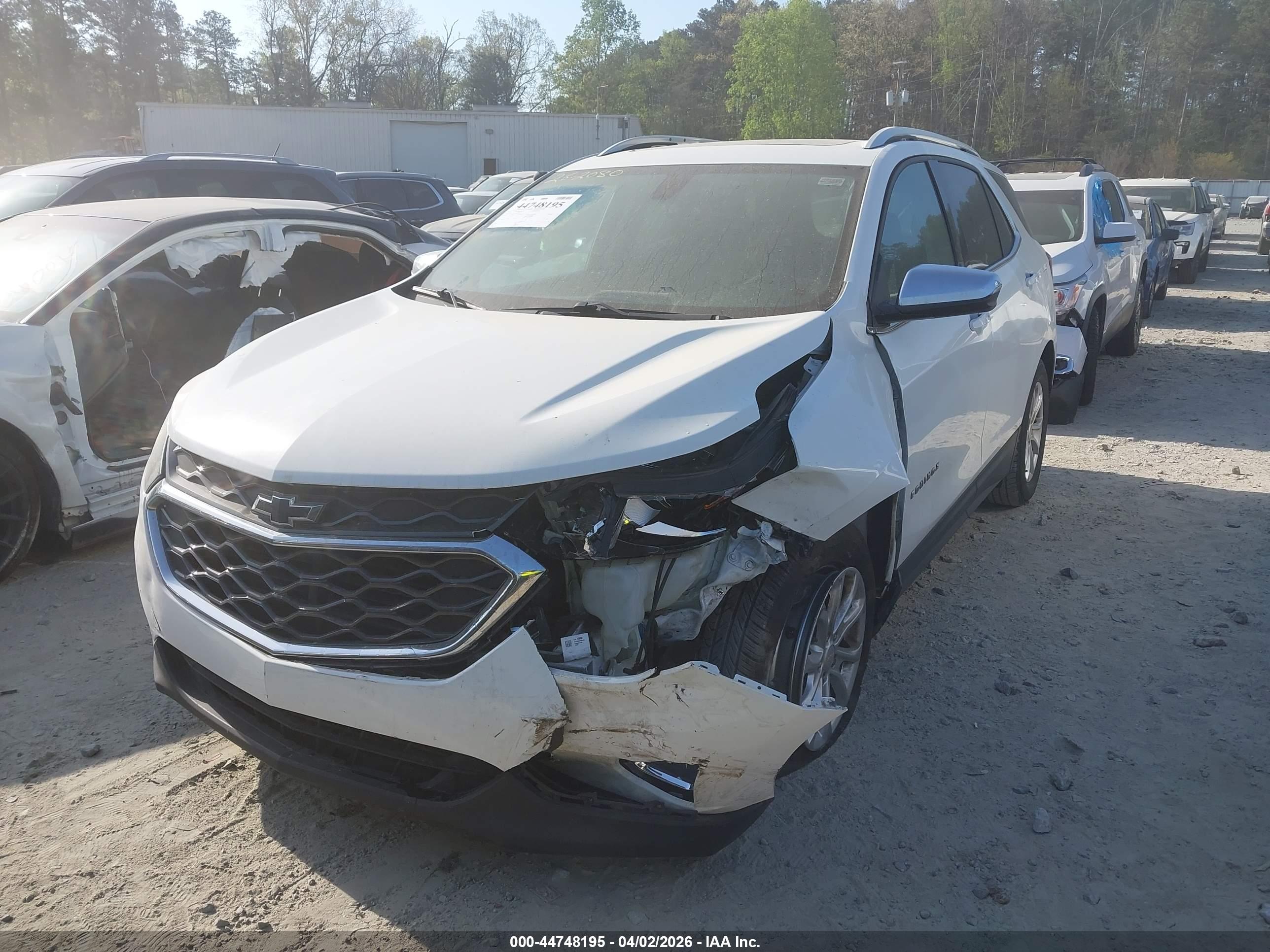 CHEVROLET EQUINOX image 2