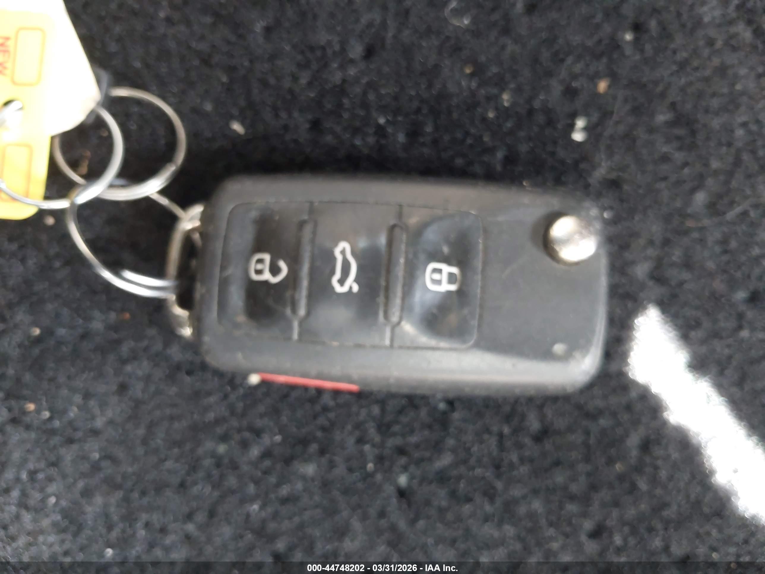 VOLKSWAGEN PASSAT image 11