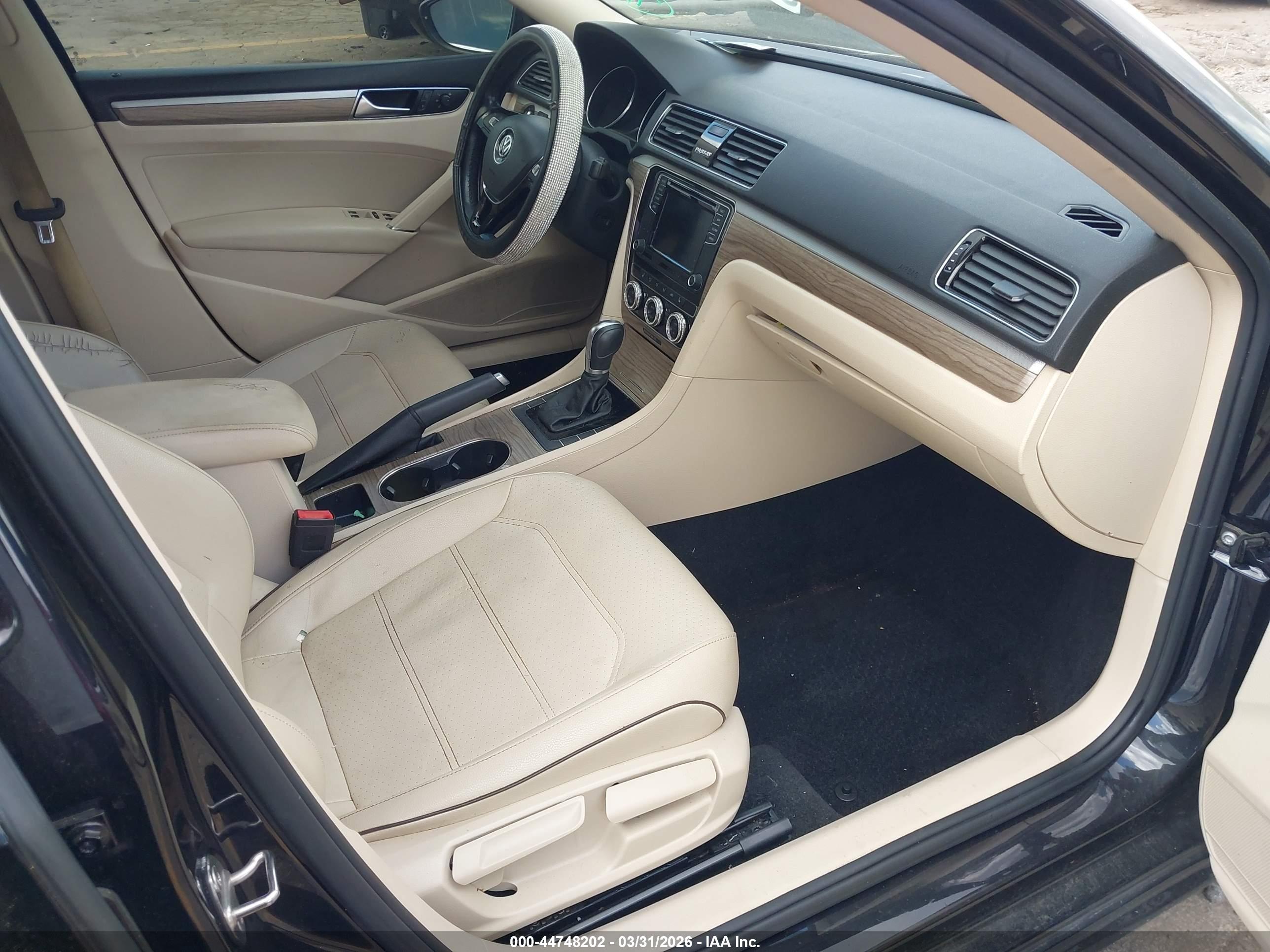 VOLKSWAGEN PASSAT image 5