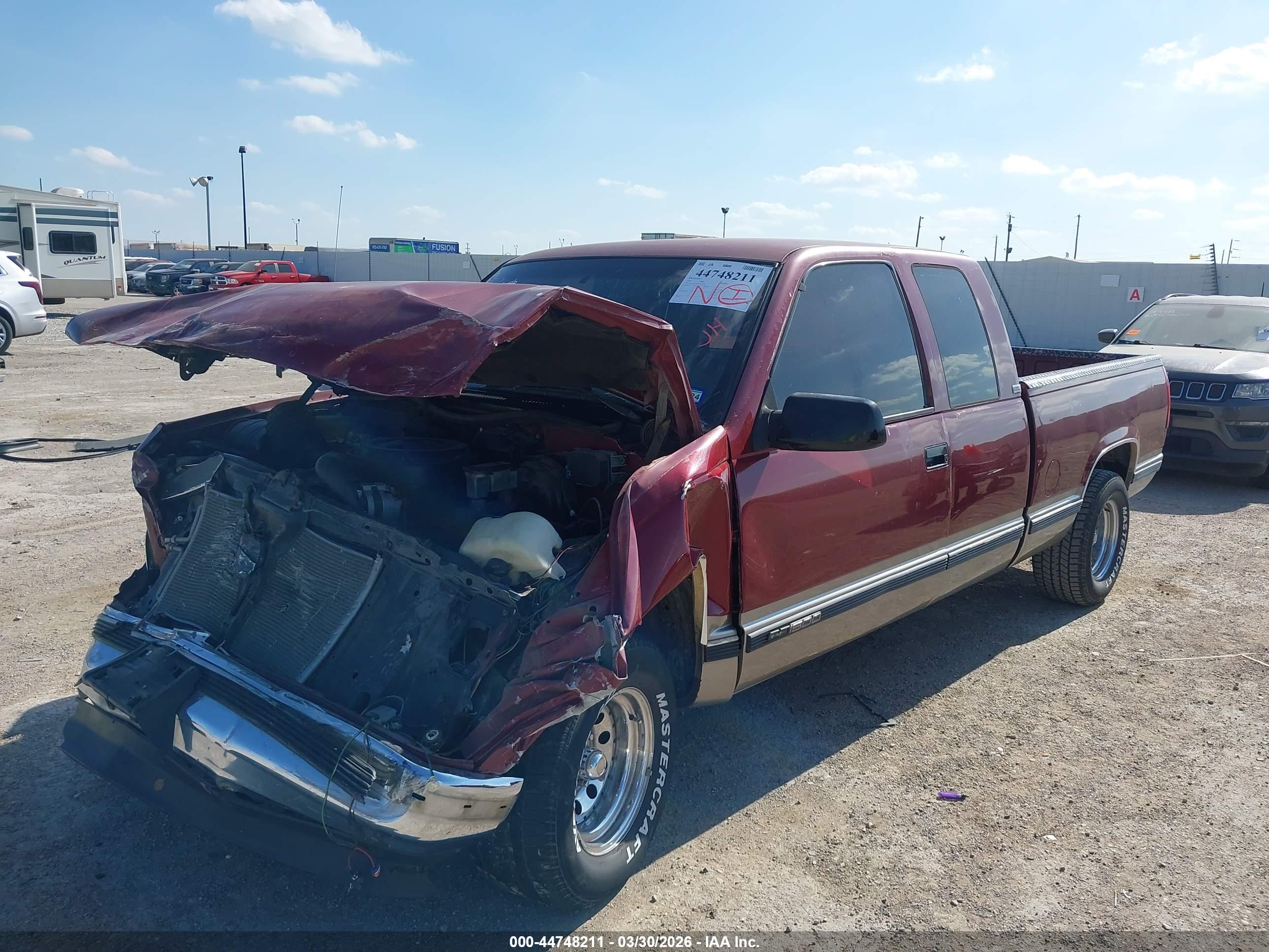 GMC SIERRA image 2