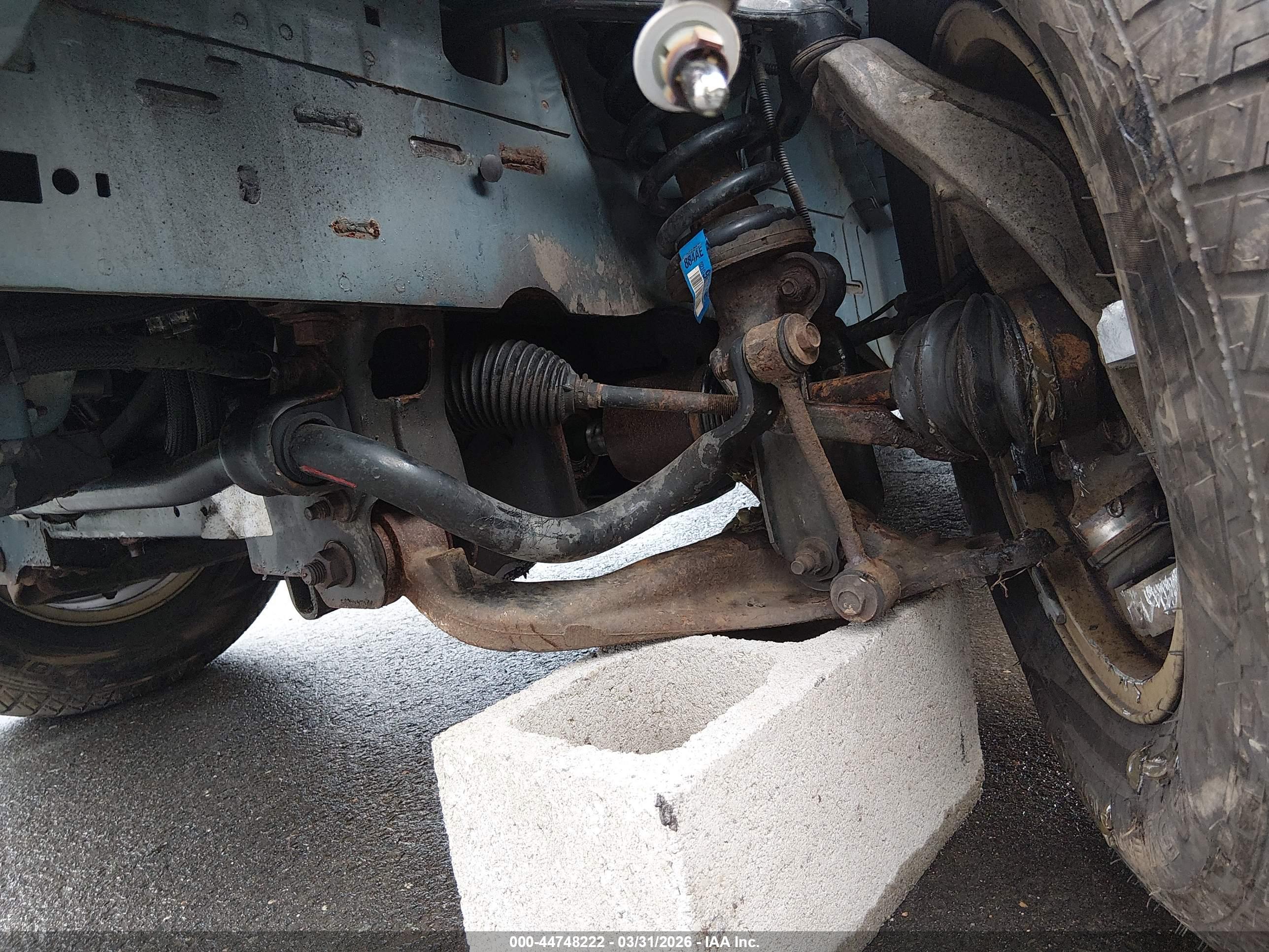 JEEP LIBERTY image 6