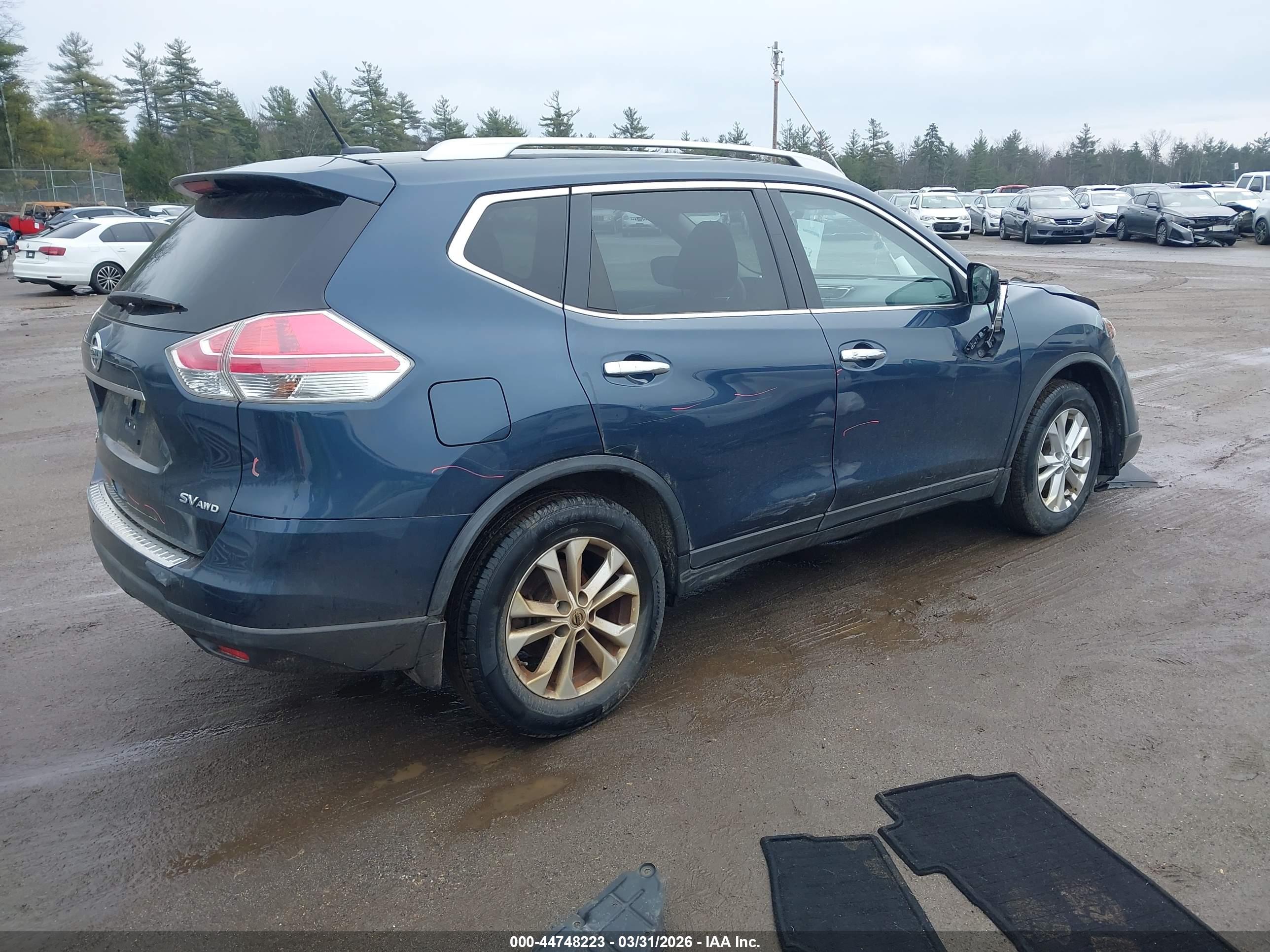 NISSAN ROGUE image 4