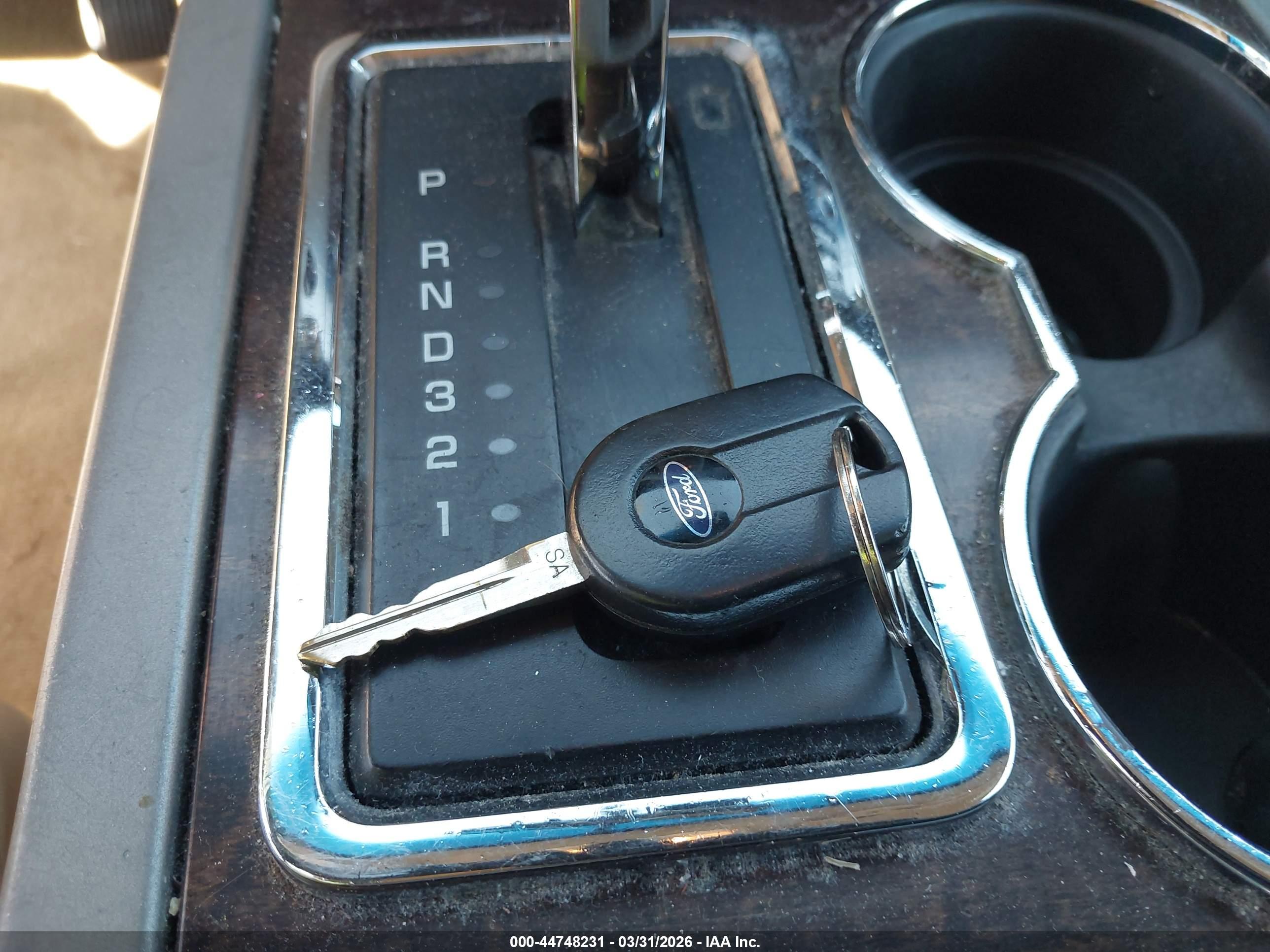 FORD EXPEDITION image 11