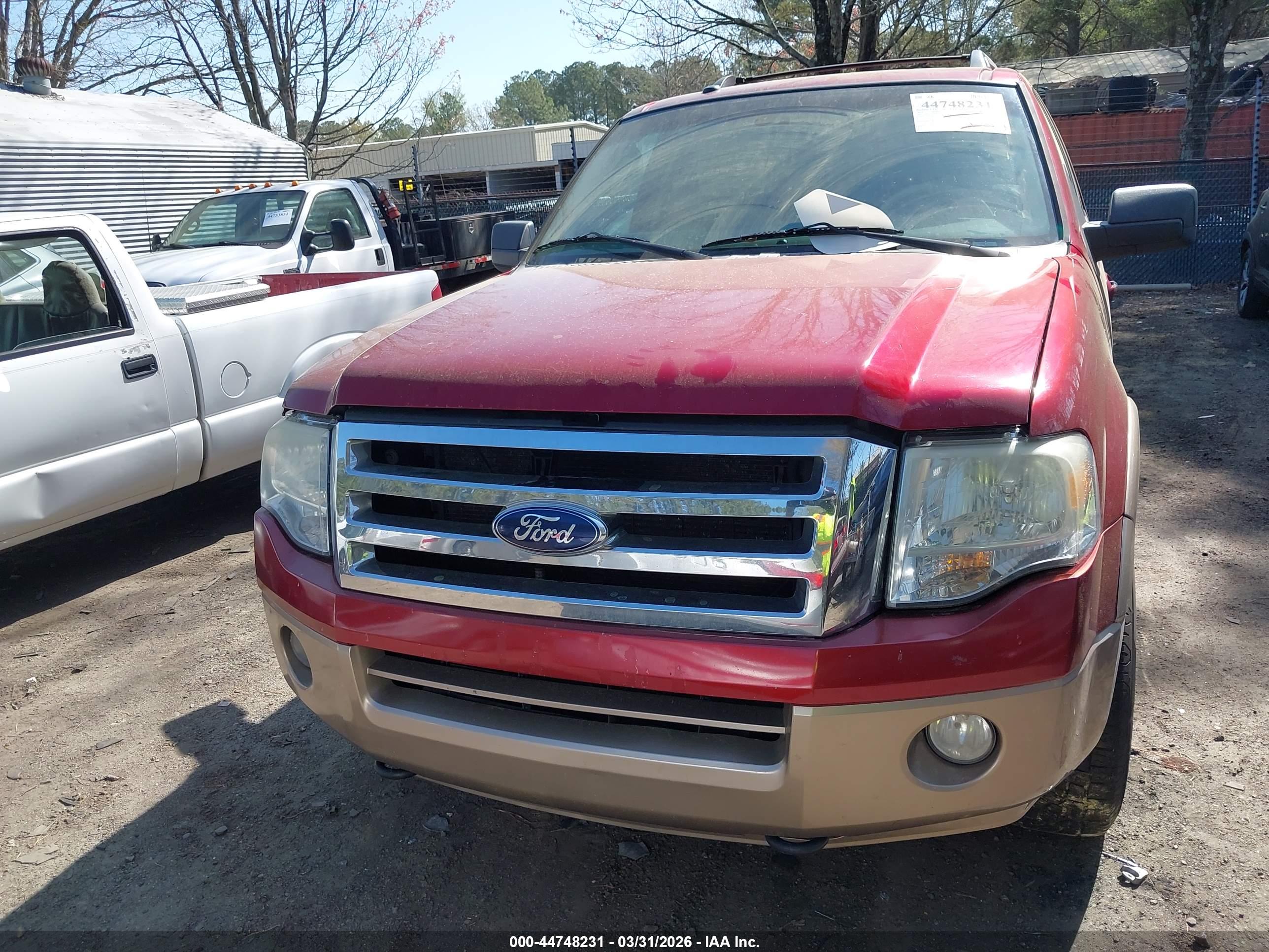 FORD EXPEDITION image 6