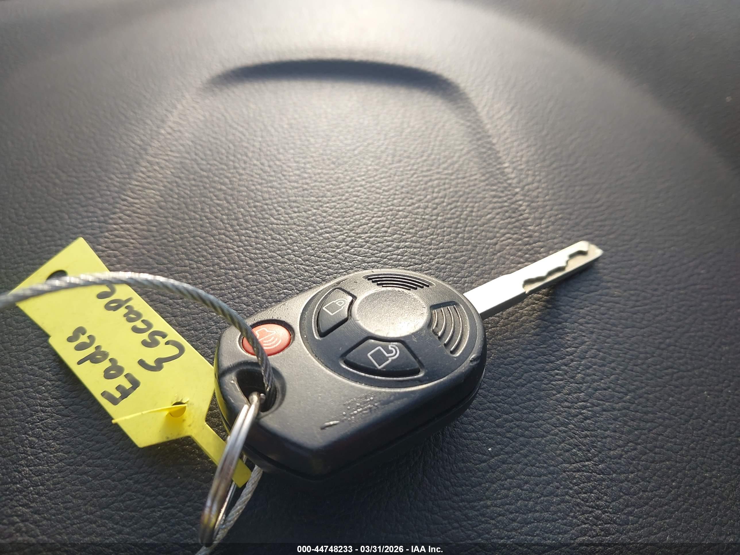 FORD ESCAPE image 11