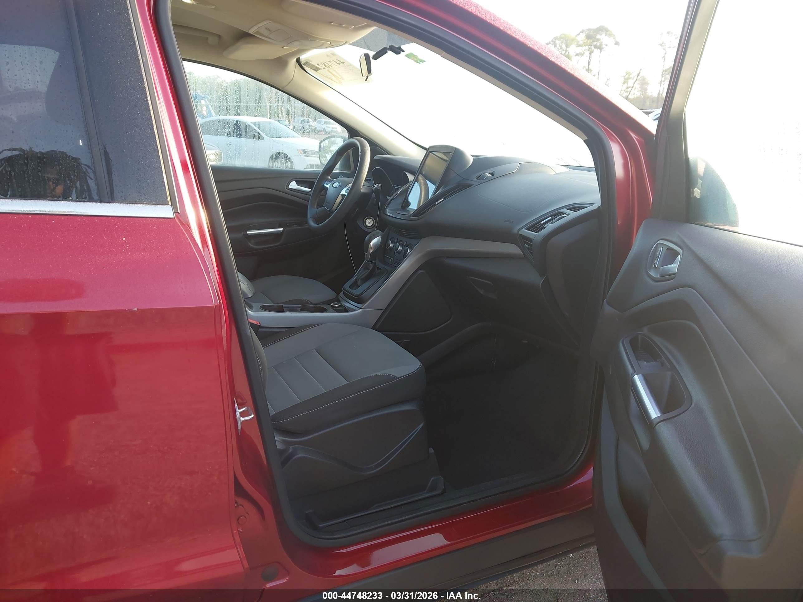 FORD ESCAPE image 5