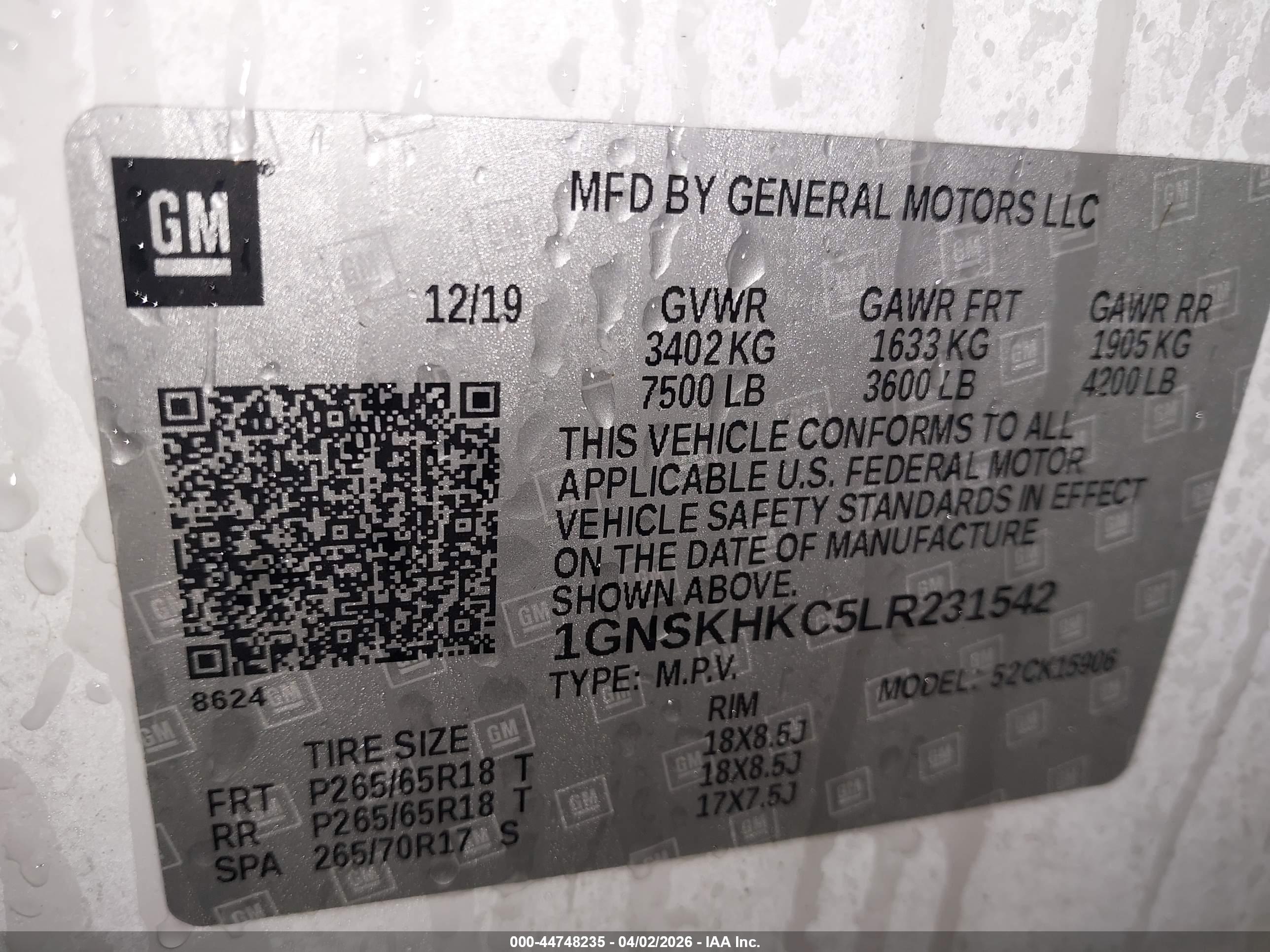 CHEVROLET SUBURBAN image 9