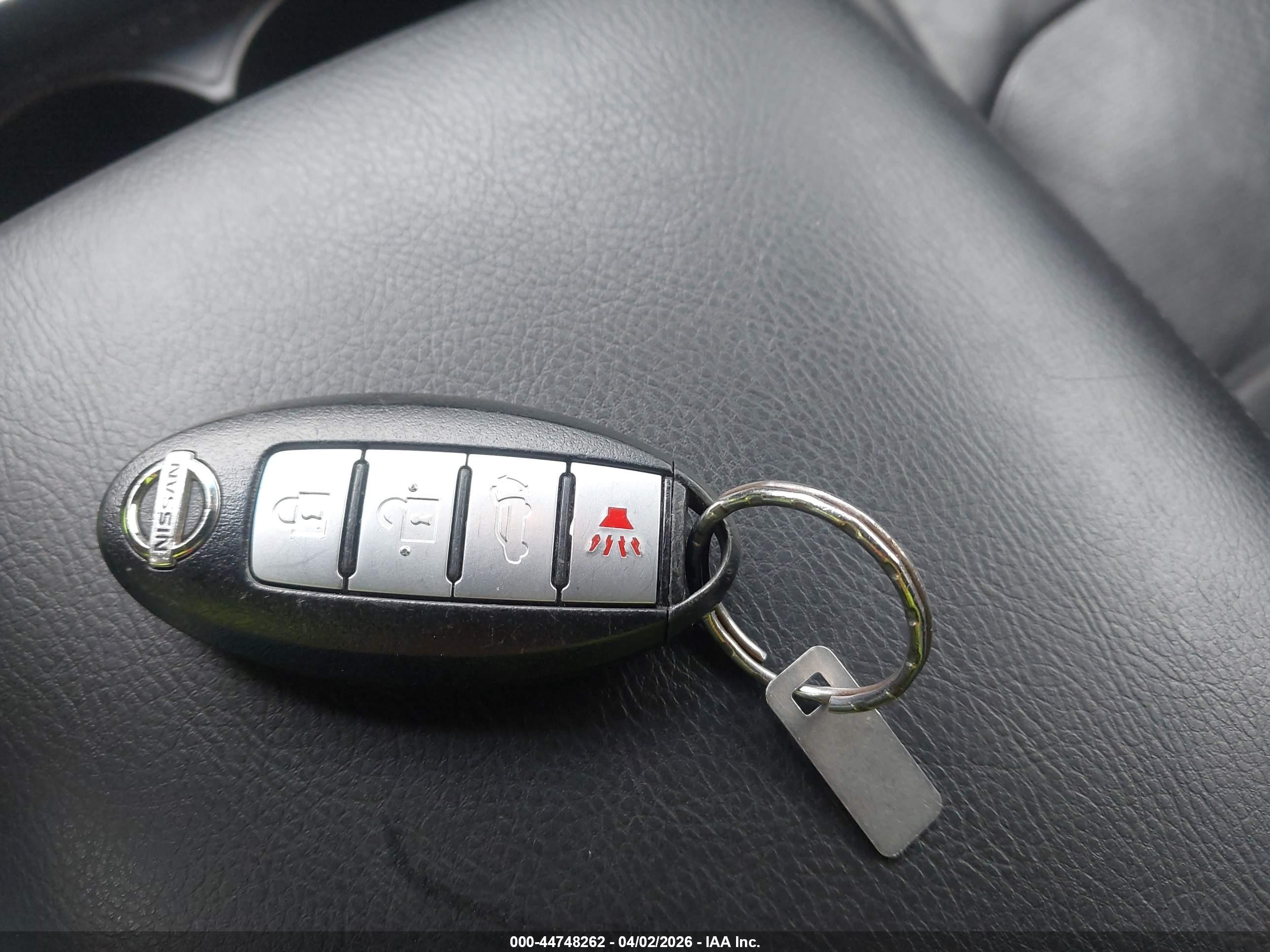 NISSAN MURANO image 11