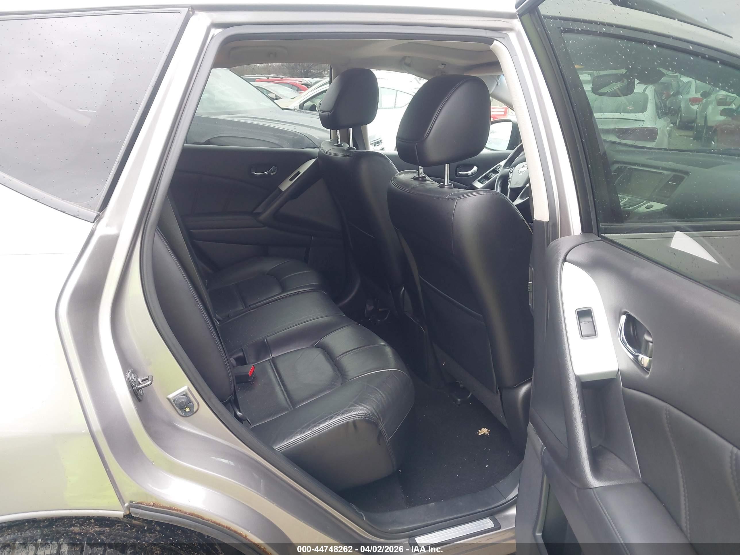 NISSAN MURANO image 8