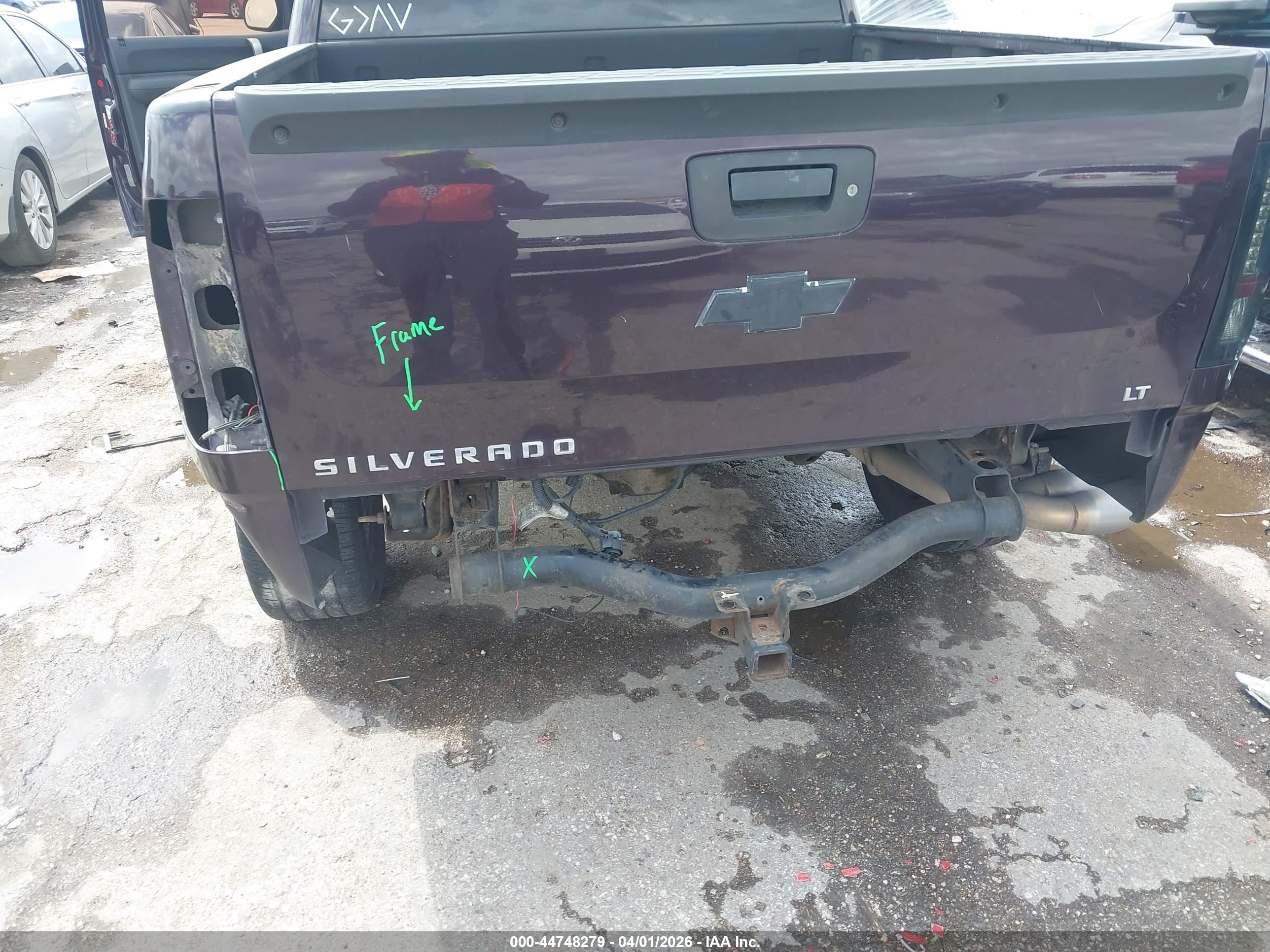CHEVROLET SILVERADO image 6