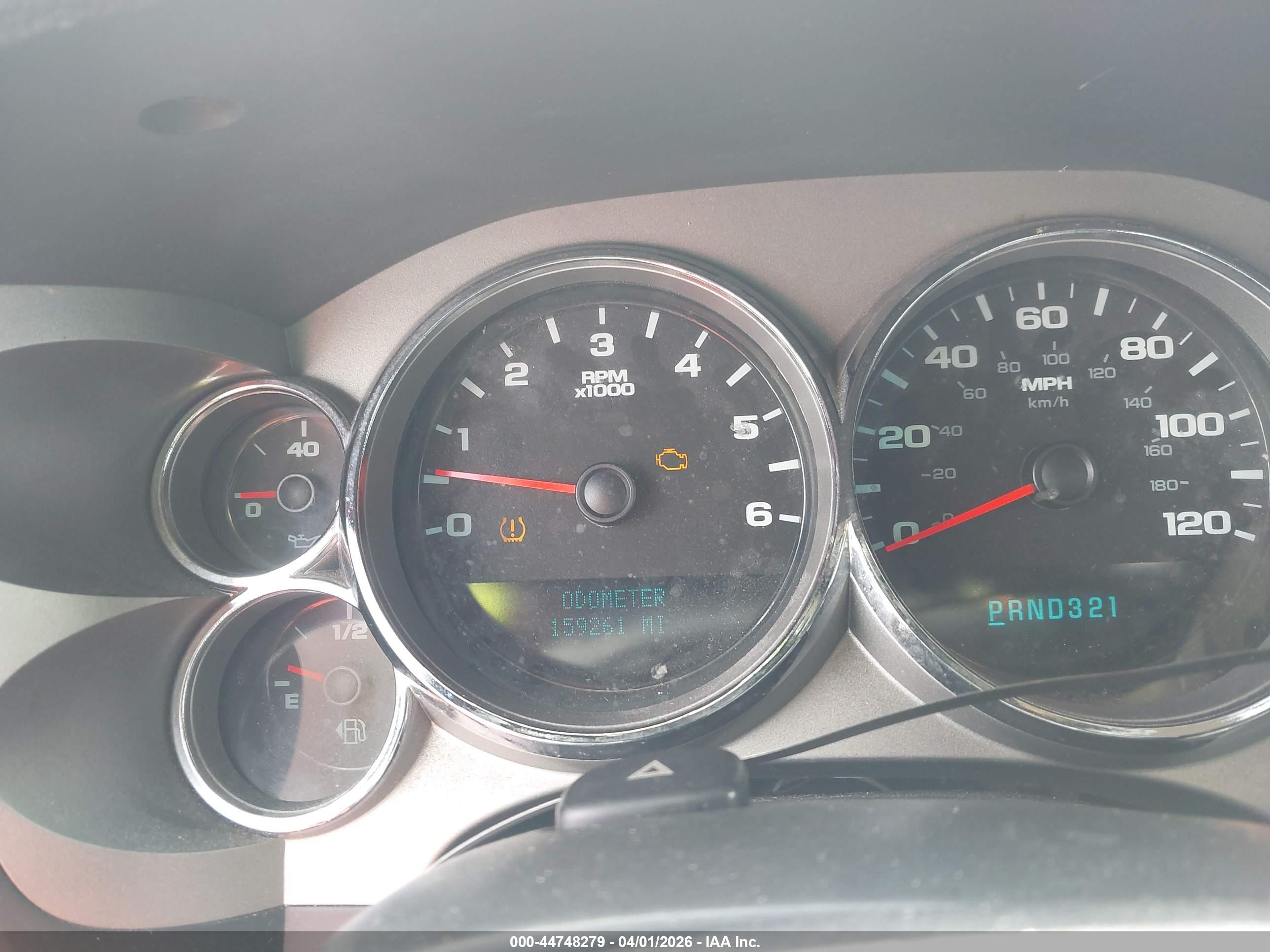 CHEVROLET SILVERADO image 7