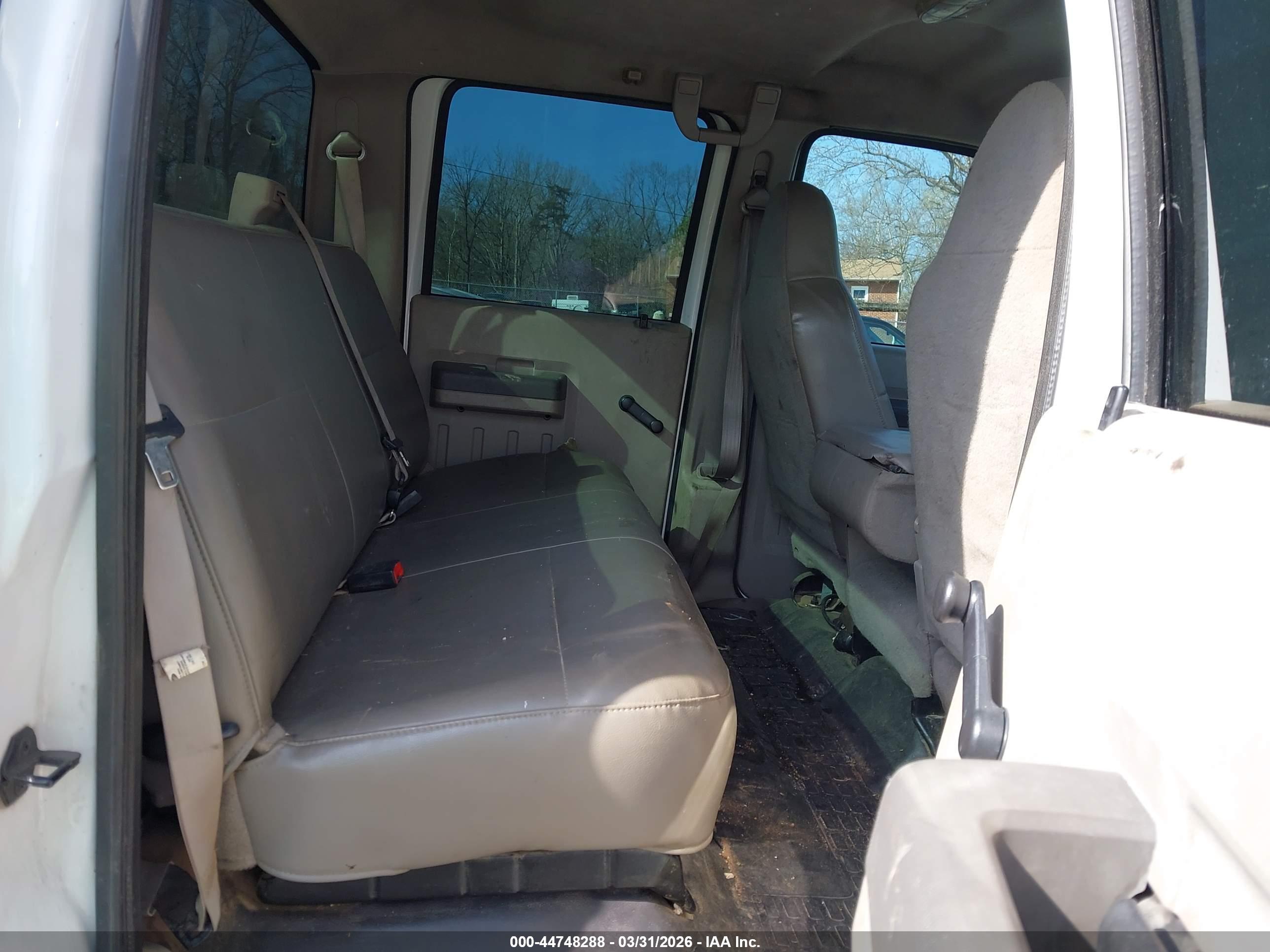 FORD F-250 image 8