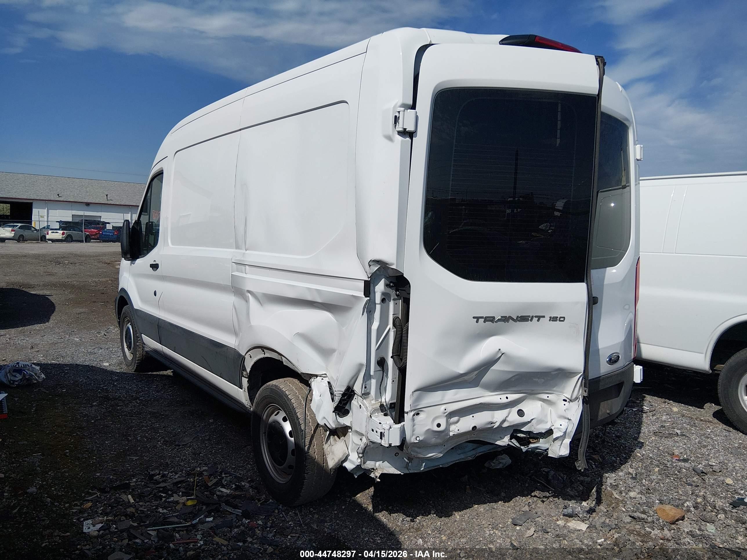FORD TRANSIT-150 image 6