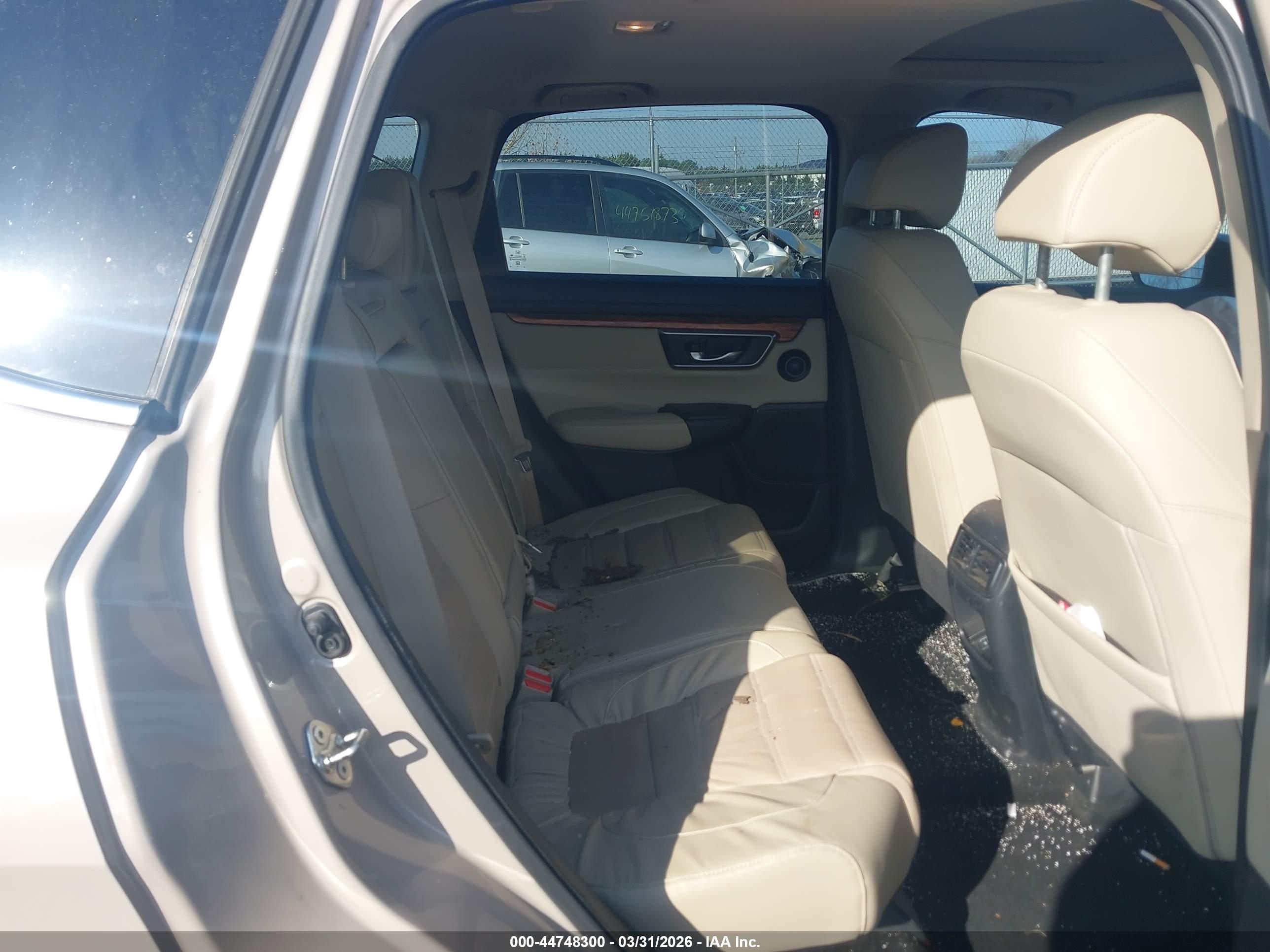 HONDA CR-V image 8