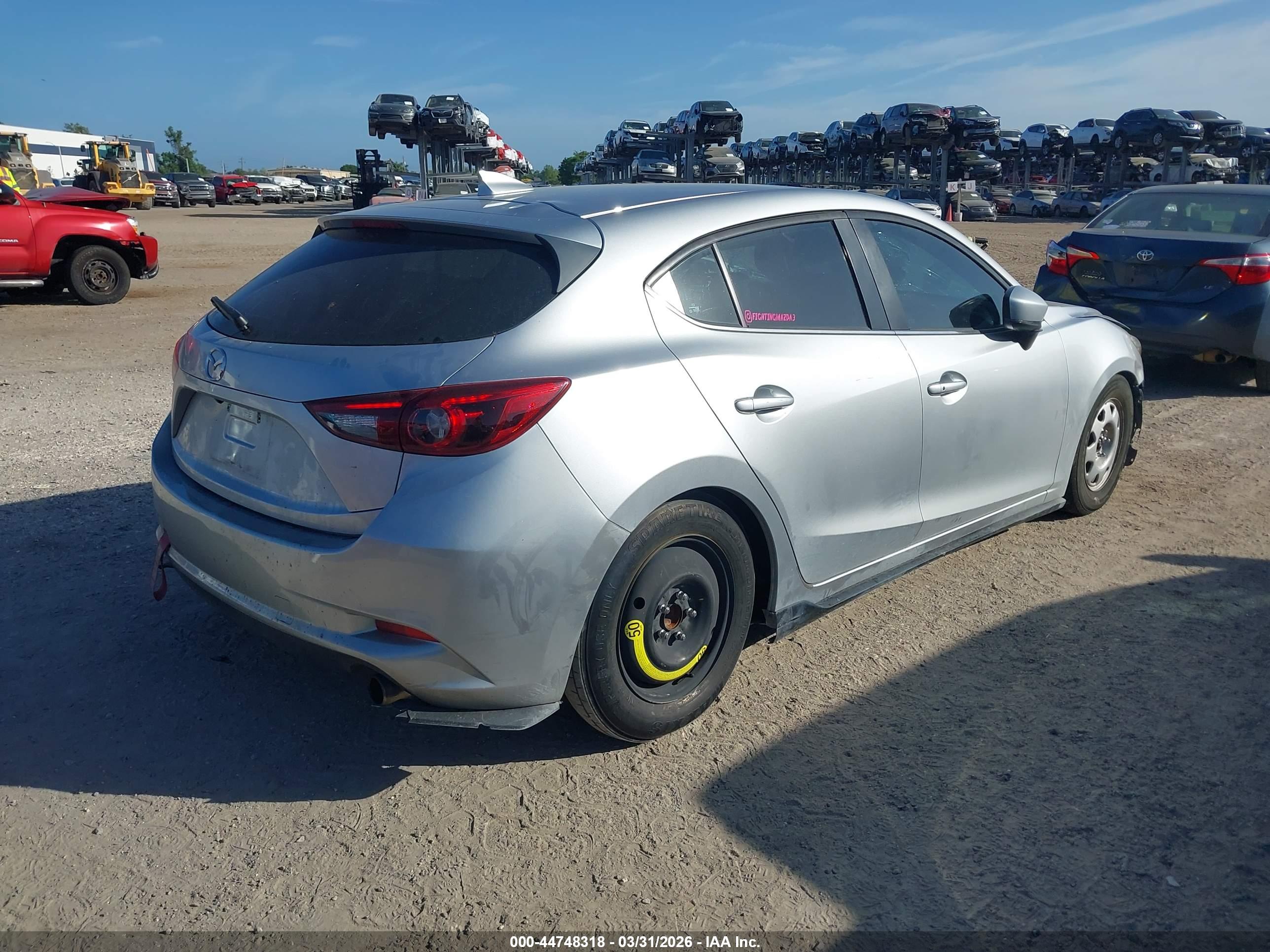 MAZDA MAZDA3 image 4